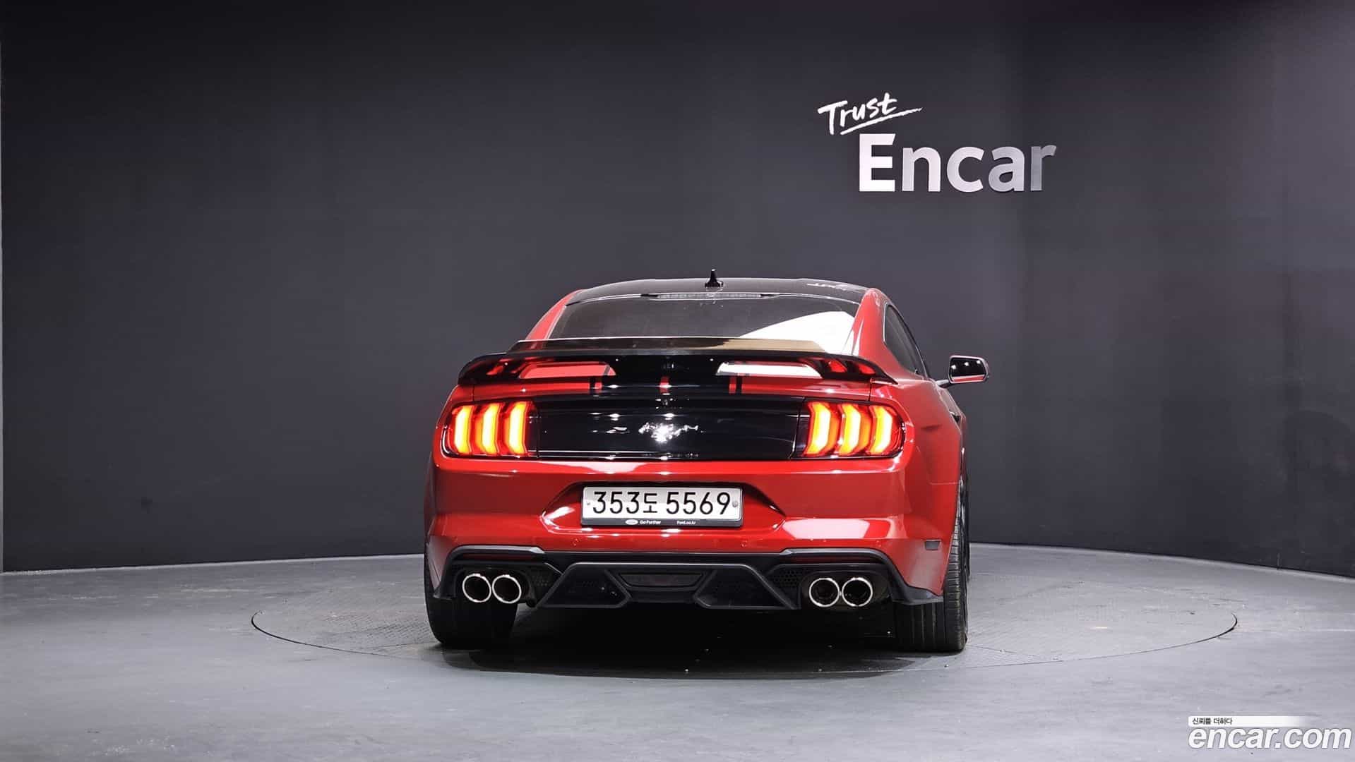 Mustang Ford 2020.6-OUTER-004