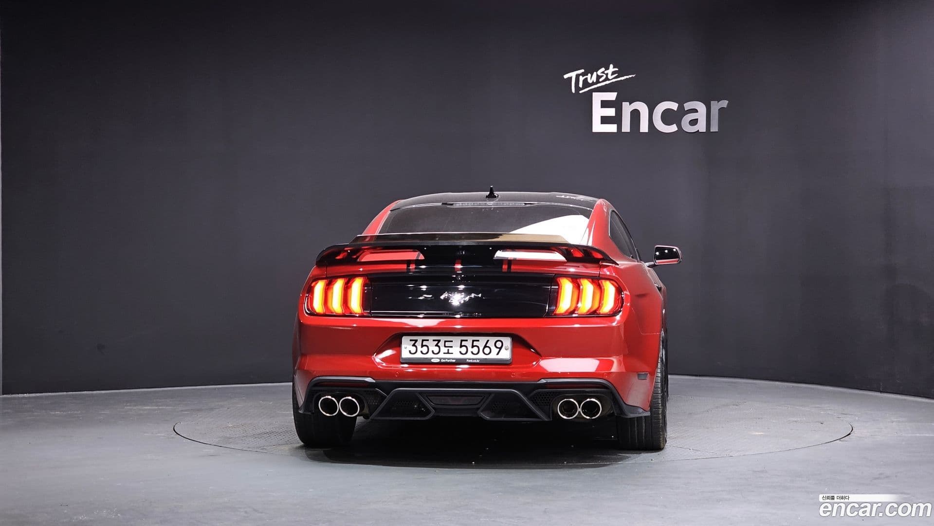 Main__Slider__Photo:Mustang Ford 2020.6-3