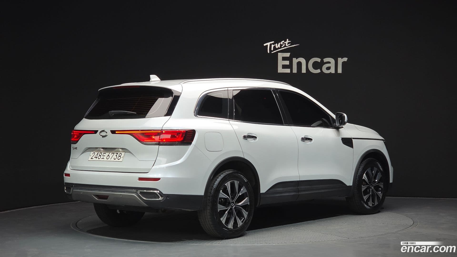 Main__Slider__Photo:QM6 Renault-KoreaSamsung 2022.6-1