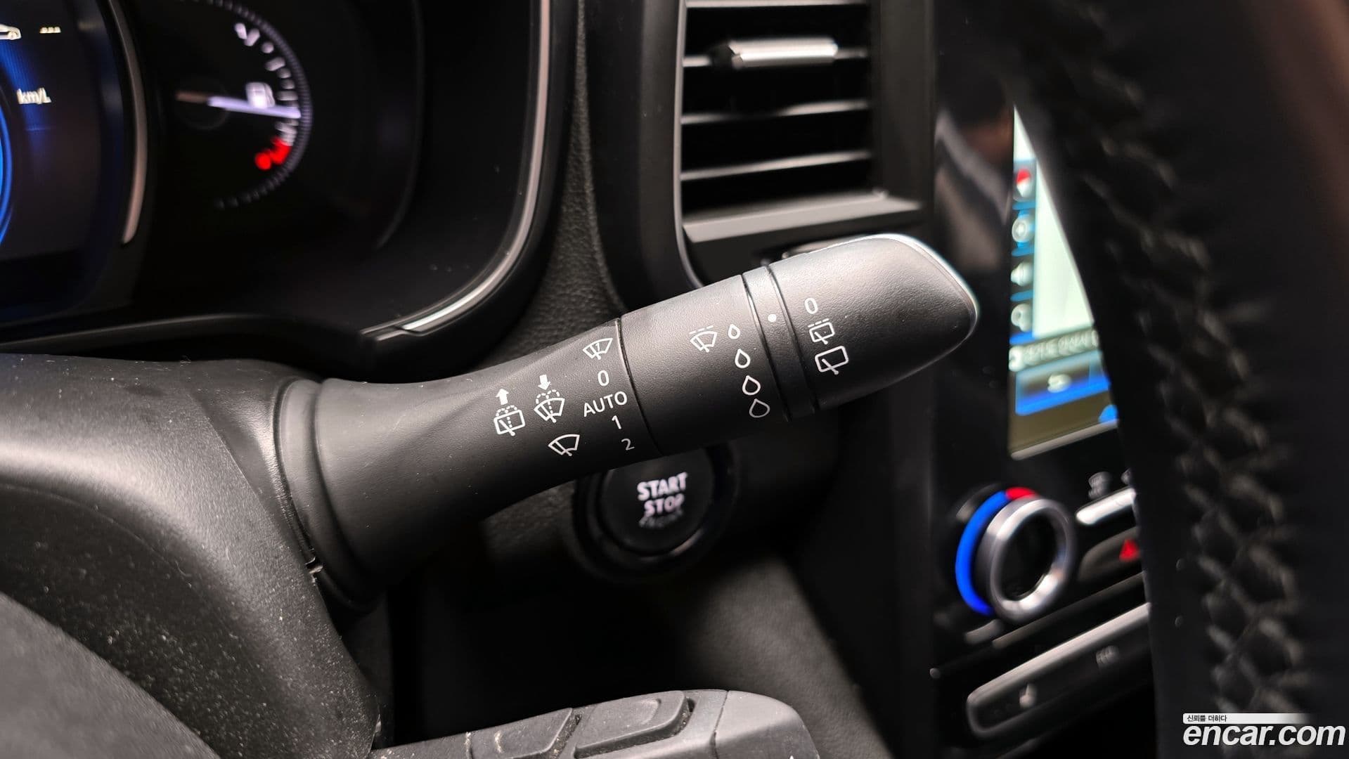 Main__Slider__Photo:QM6 Renault-KoreaSamsung 2022.6-15