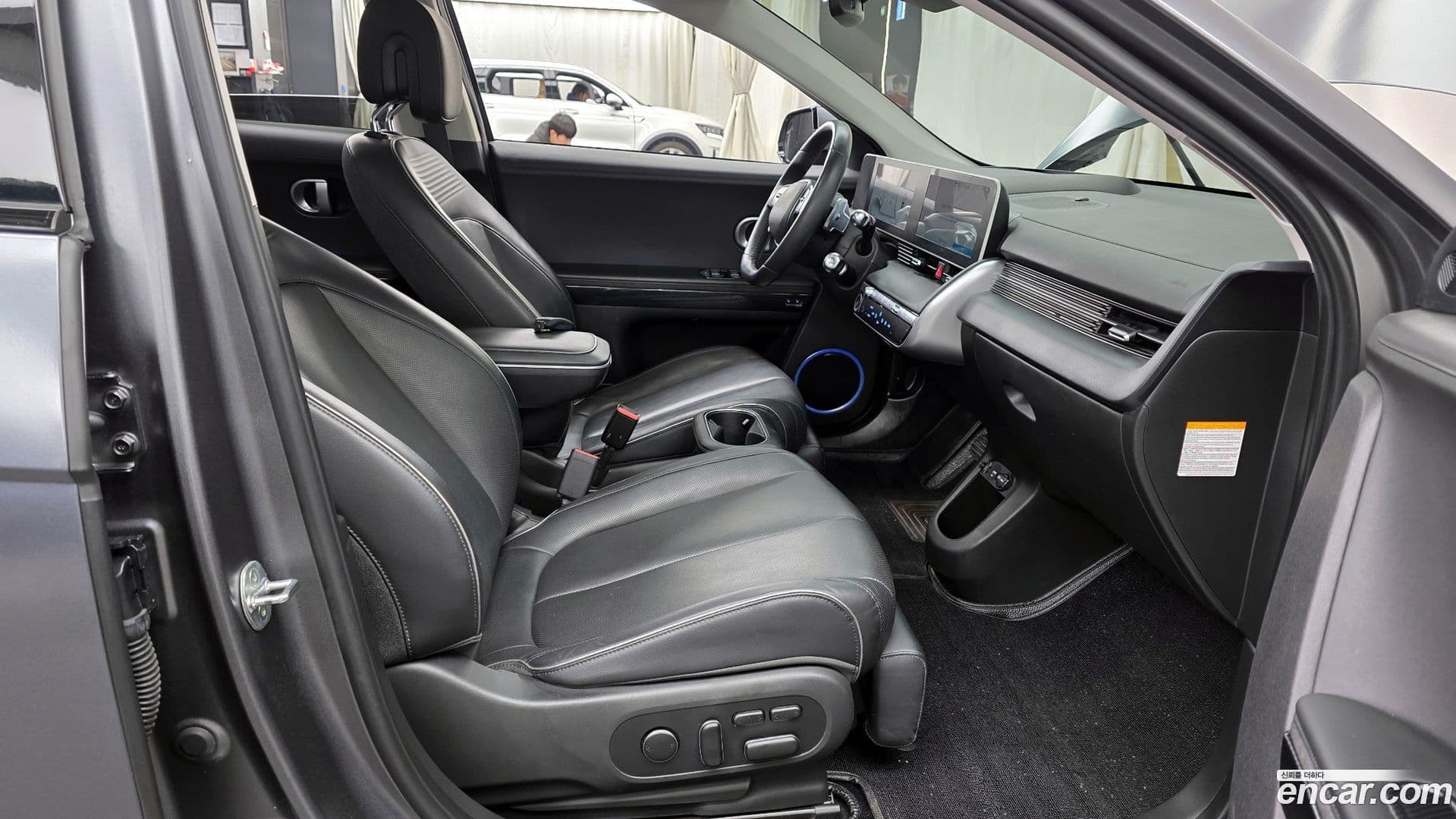 Main__Slider__Photo:Ioniq5 Hyundai 2022.3-10