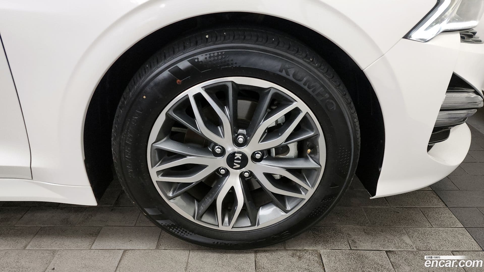 Main__Slider__Photo:K5 Kia 2020.2-4