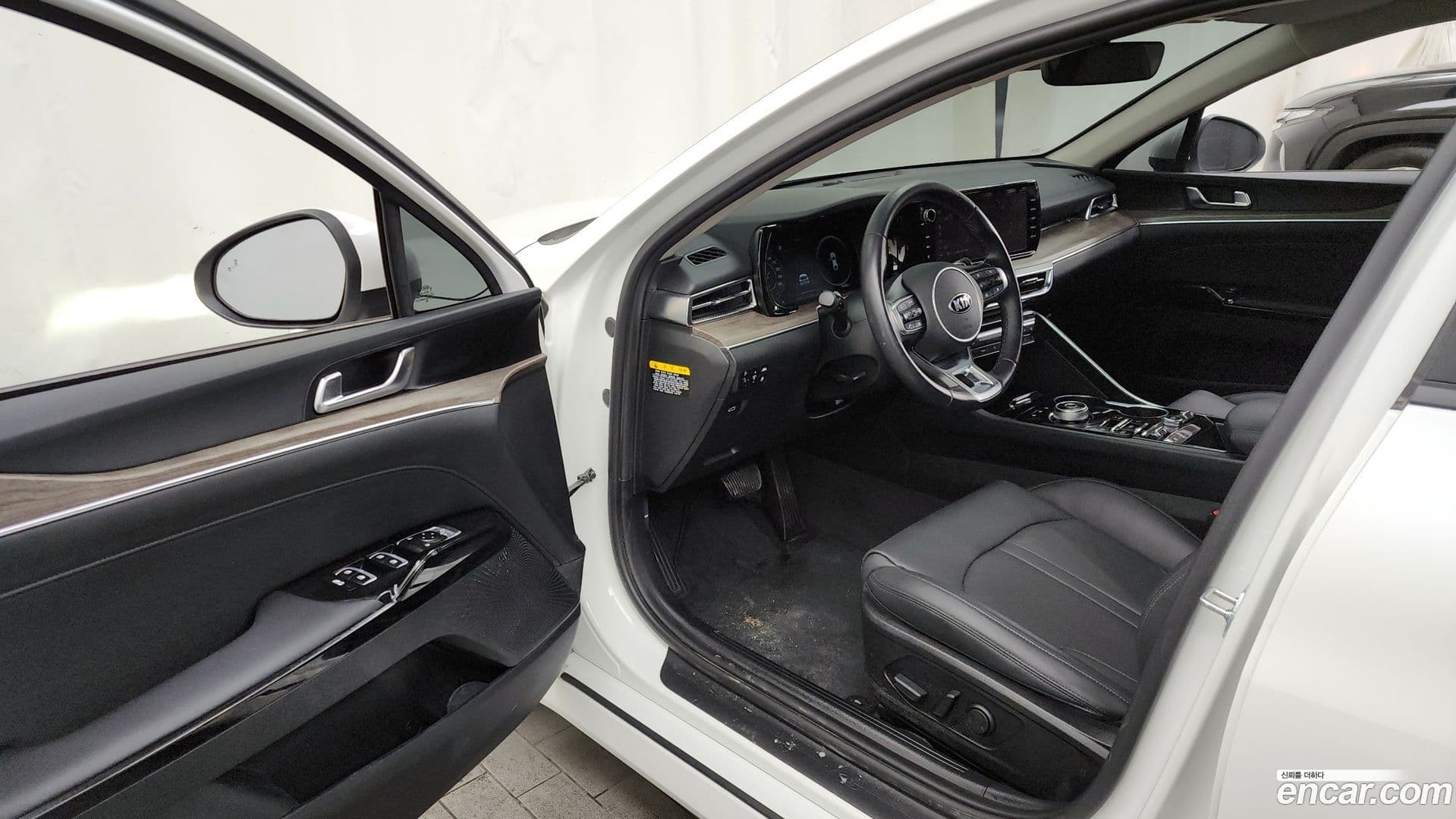 Main__Slider__Photo:K5 Kia 2020.2-9