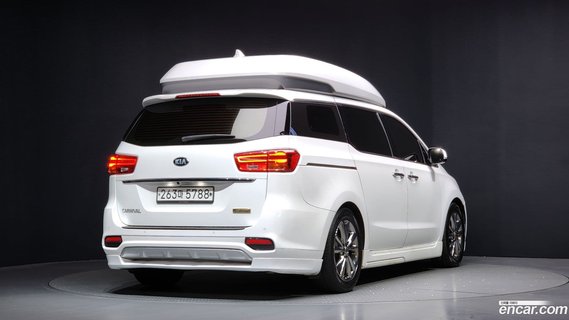 Main__Slider__Photo:Canival Kia 2020.0-1