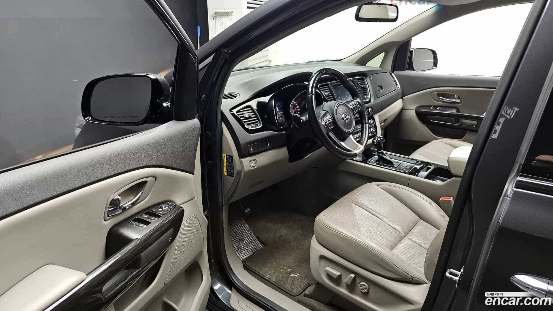 Canival Kia 2015.5-INNER-010