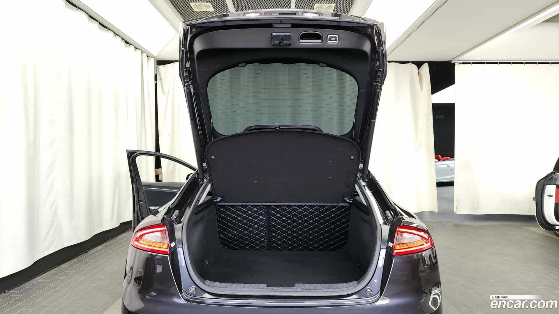 Stinger Kia 2017.6-OPTION-024