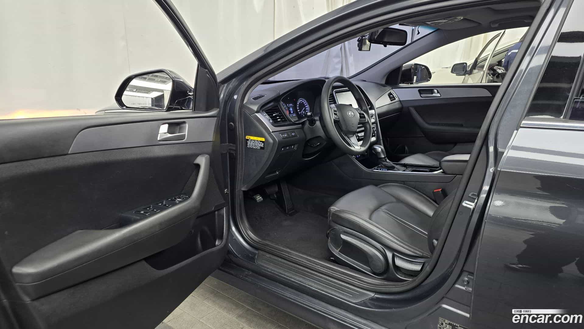 Sonata Hyundai 2019.0-INNER-010