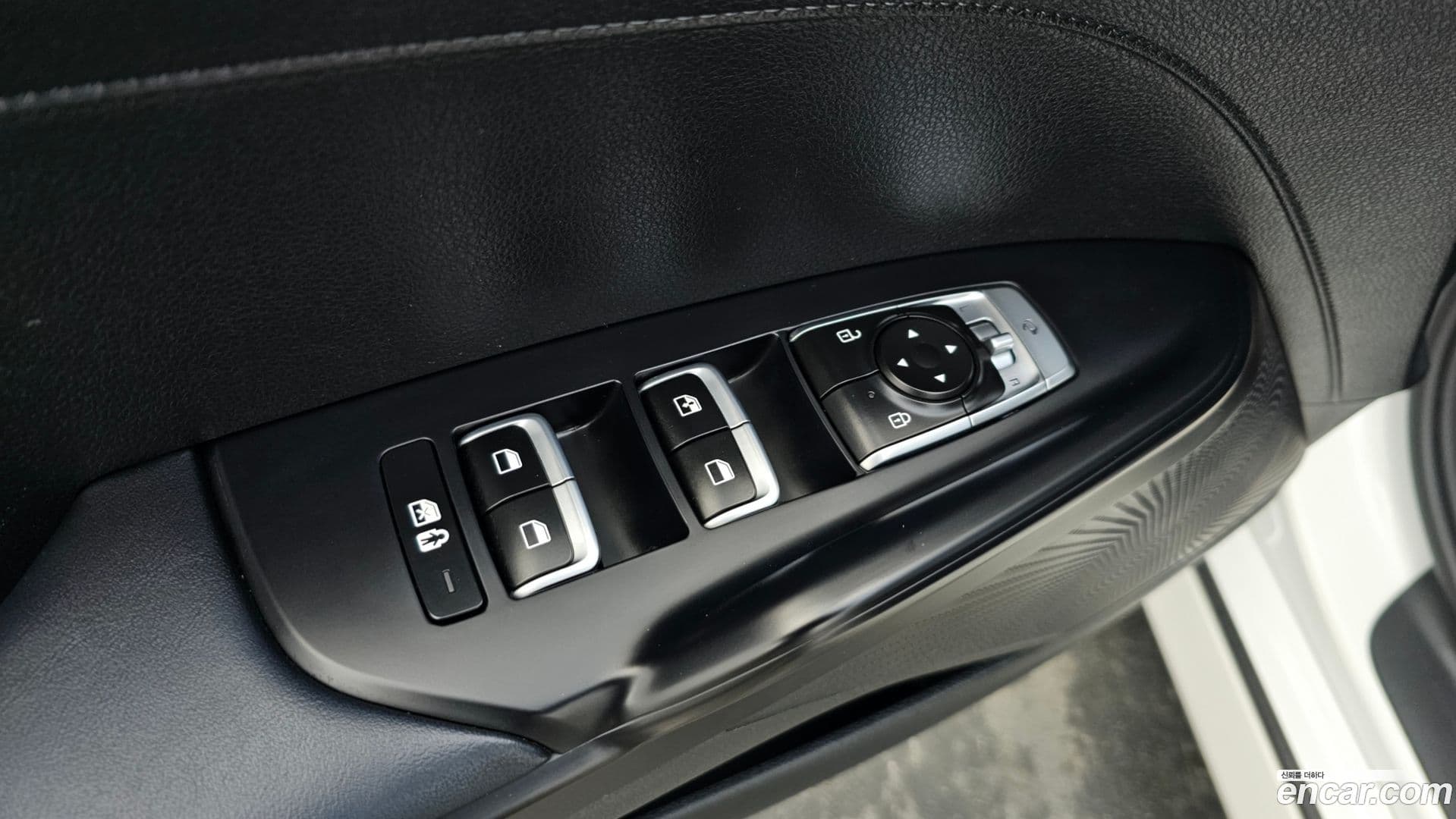 Main__Slider__Photo:K5 Kia 2023.7-15