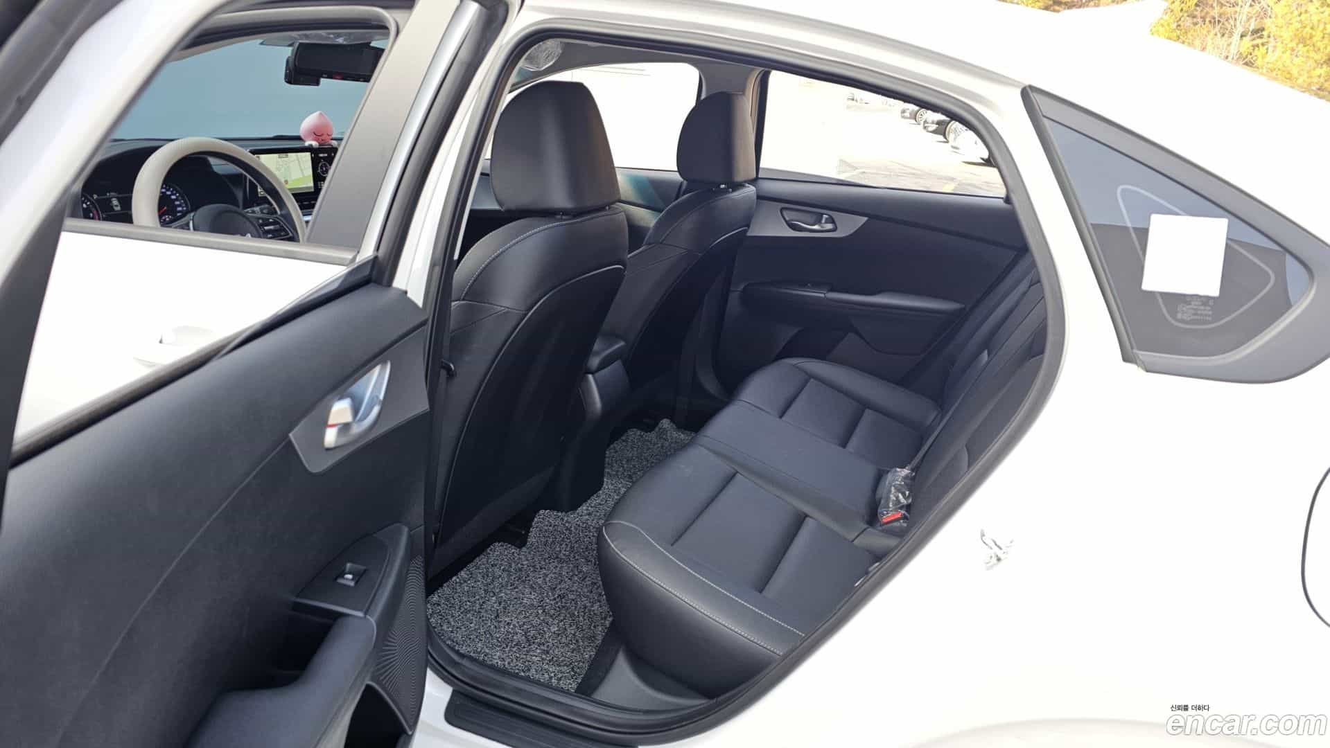 K3 Kia 2023.2-OPTION-016