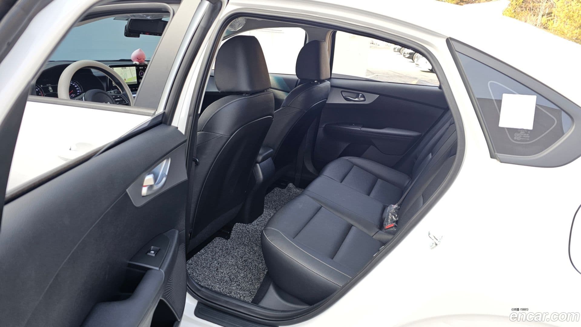 Main__Slider__Photo:K3 Kia 2023.2-11