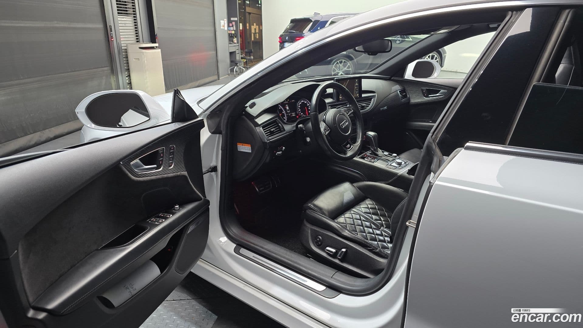 Main__Slider__Photo:A7 Audi 2016.0-9