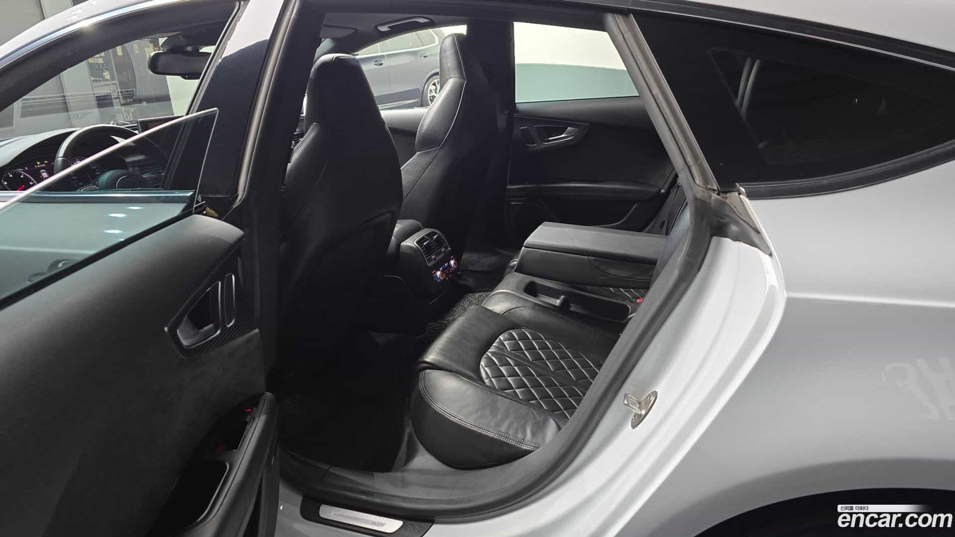 A7 Audi 2016.0-OPTION-015