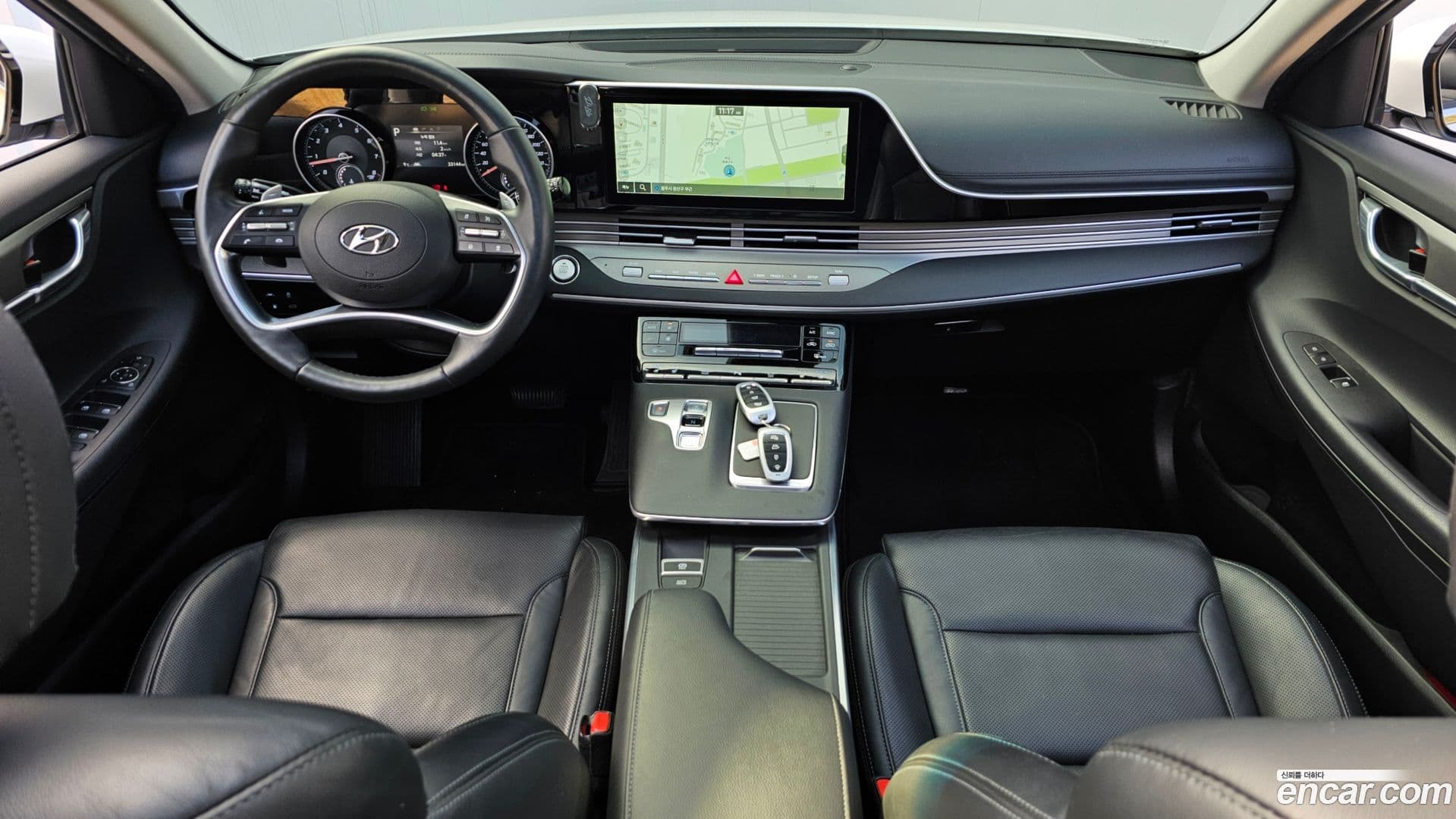 Main__Slider__Photo:Grandeur Hyundai 2021.0-6