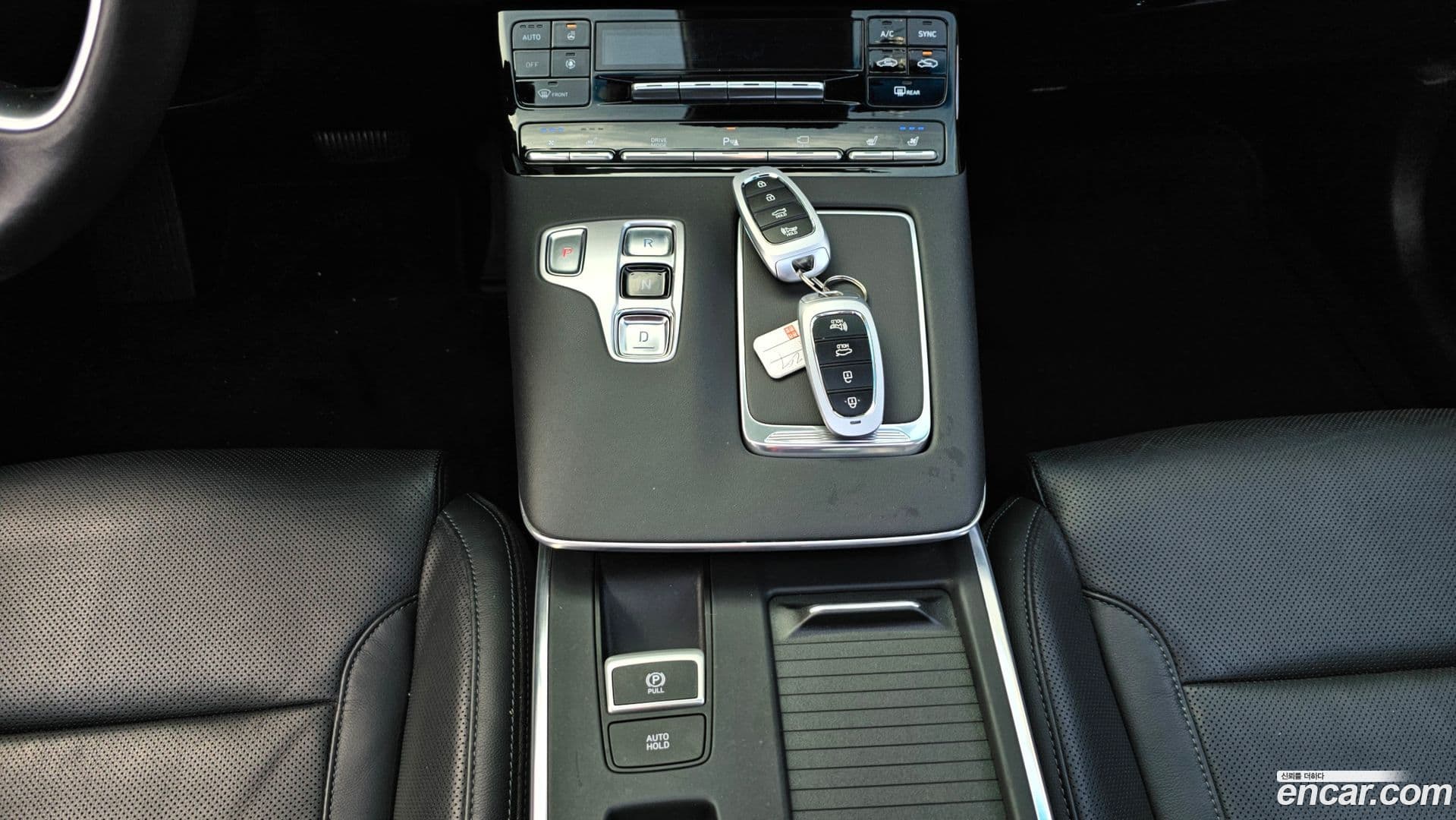 Main__Slider__Photo:Grandeur Hyundai 2021.0-8