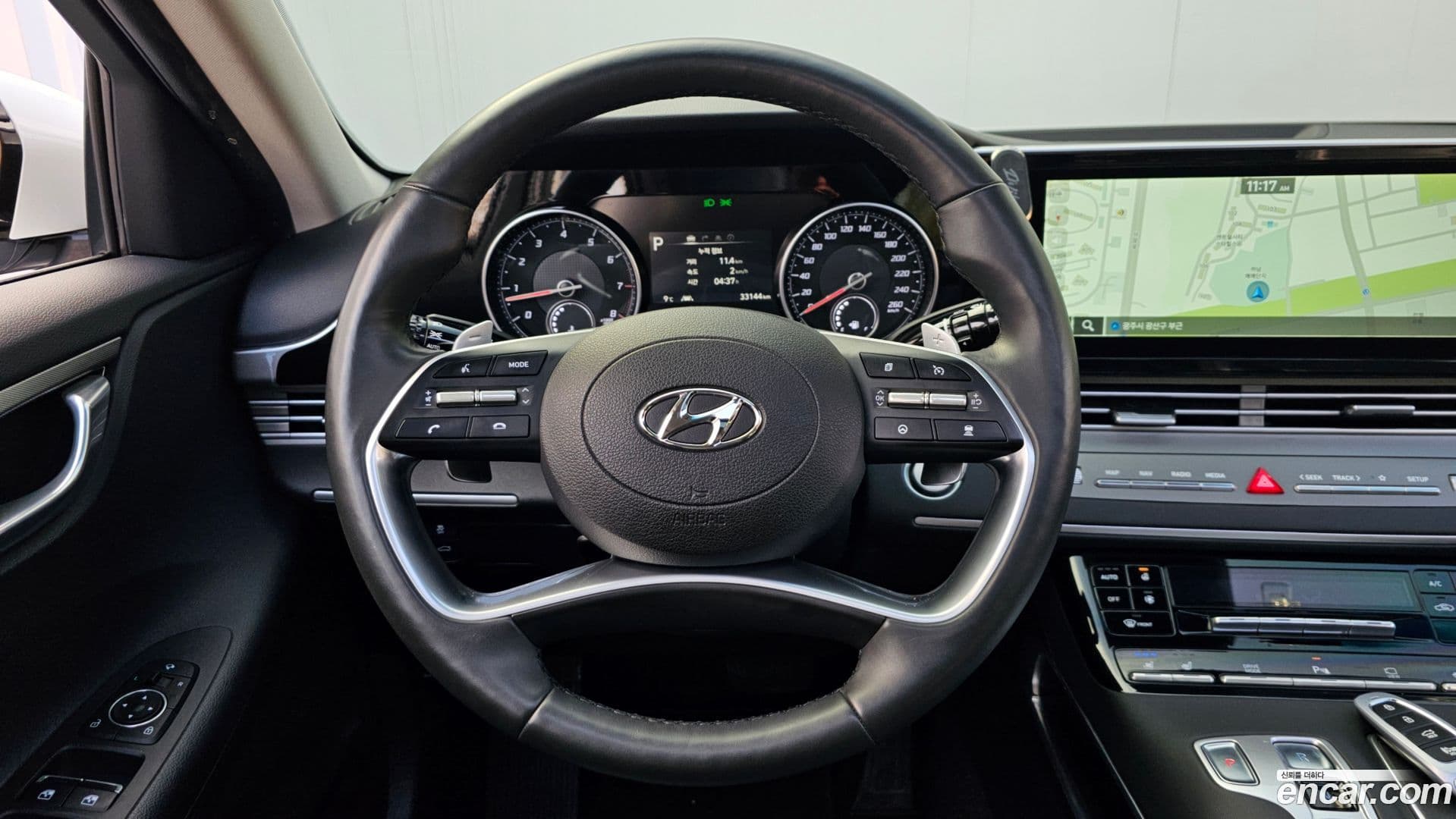 Main__Slider__Photo:Grandeur Hyundai 2021.0-12
