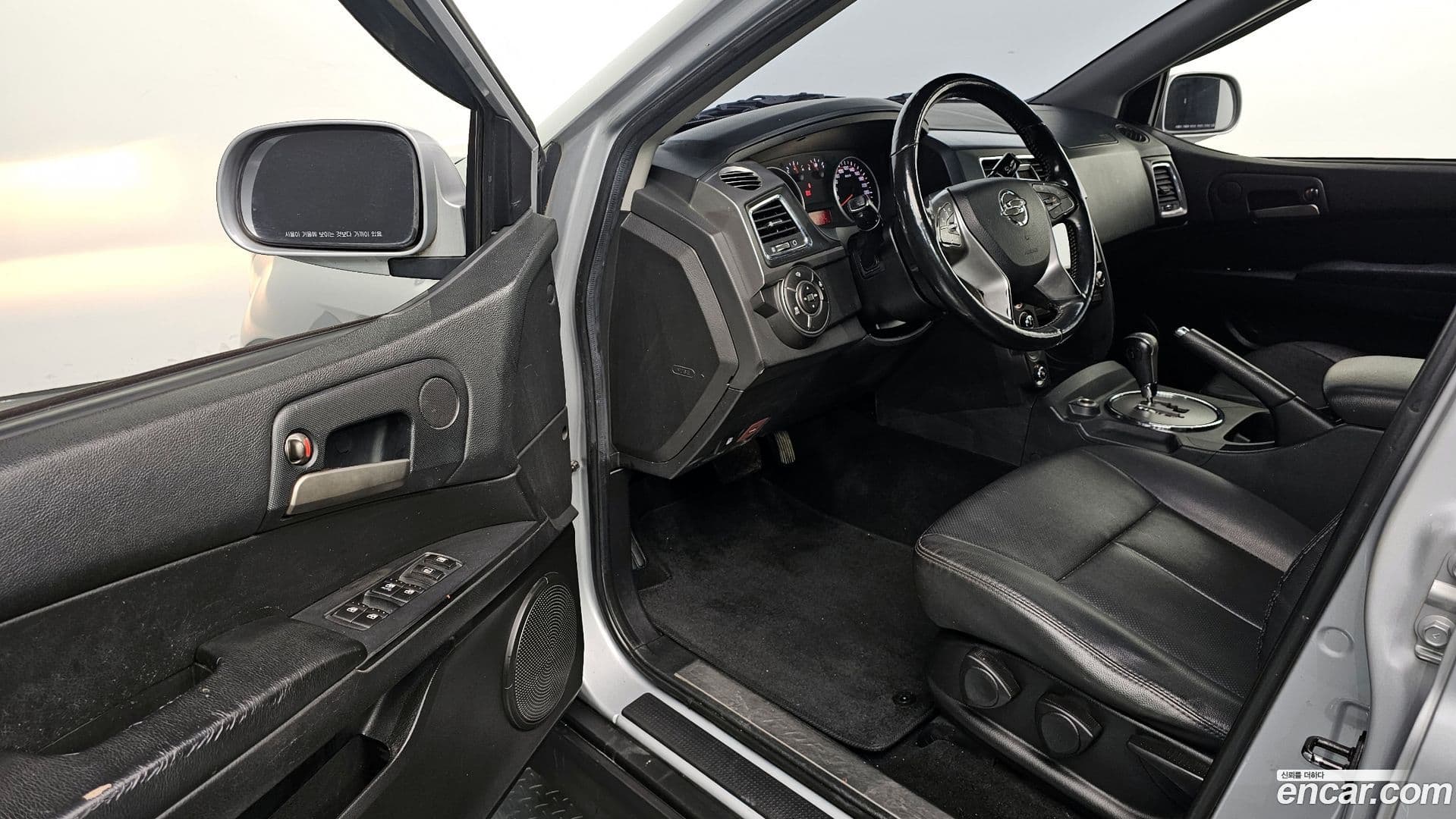 Main__Slider__Photo:KORANDO KG_Mobility_Ssangyong 2017.0-10