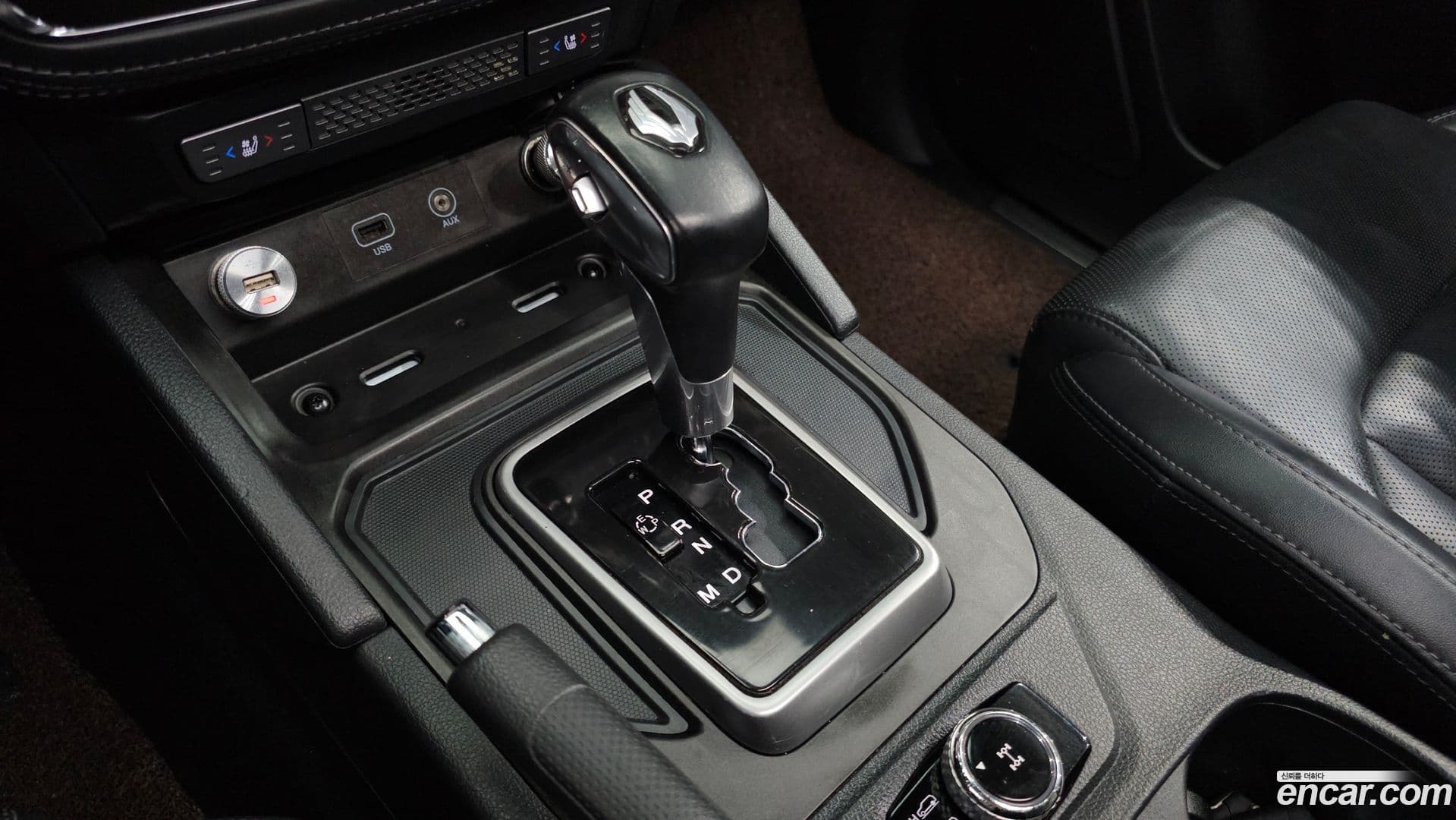 Main__Slider__Photo:Rexton KG_Mobility_Ssangyong 2019.0-8