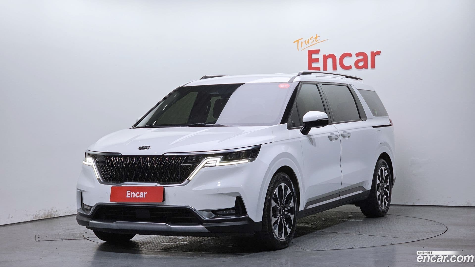 Main__Slider__Photo:Canival Kia 2021.6-0