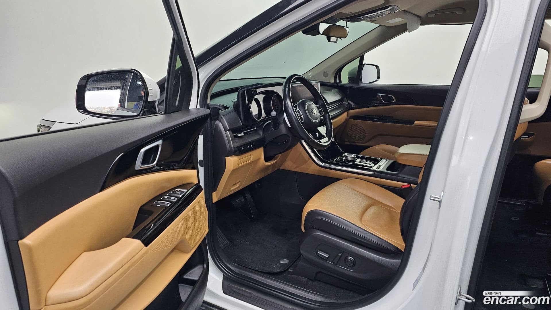 Main__Slider__Photo:Canival Kia 2021.6-9