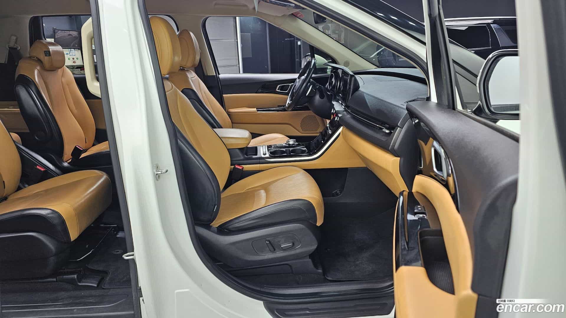 Canival Kia 2021.6-OPTION-015