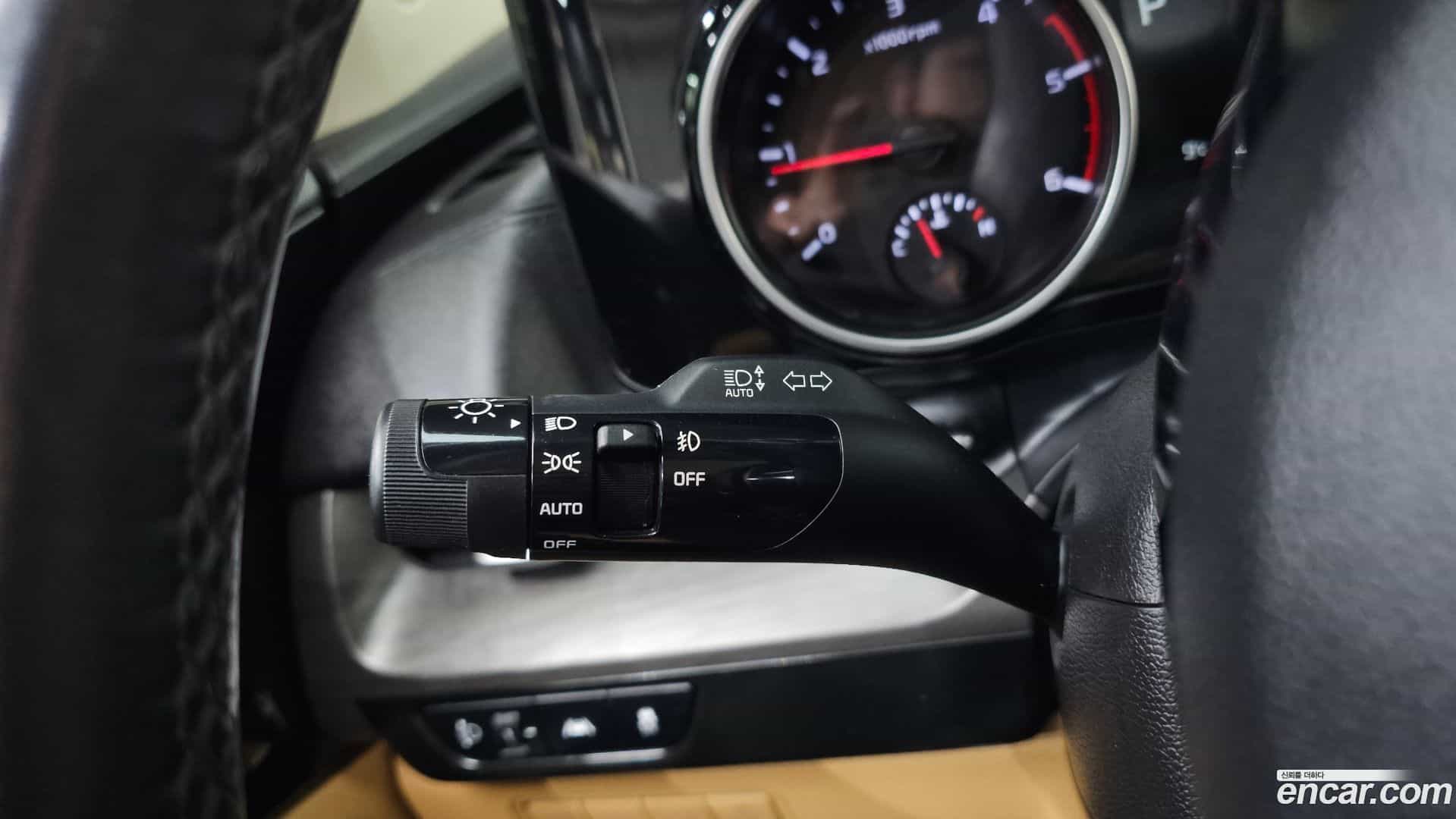 Canival Kia 2021.6-OPTION-021