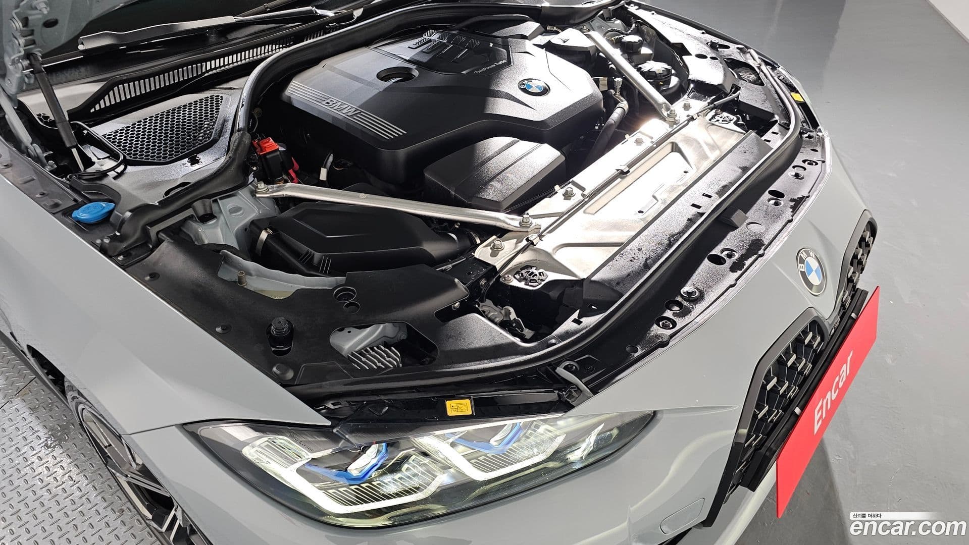 Main__Slider__Photo:4-Series BMW 2021.10-5