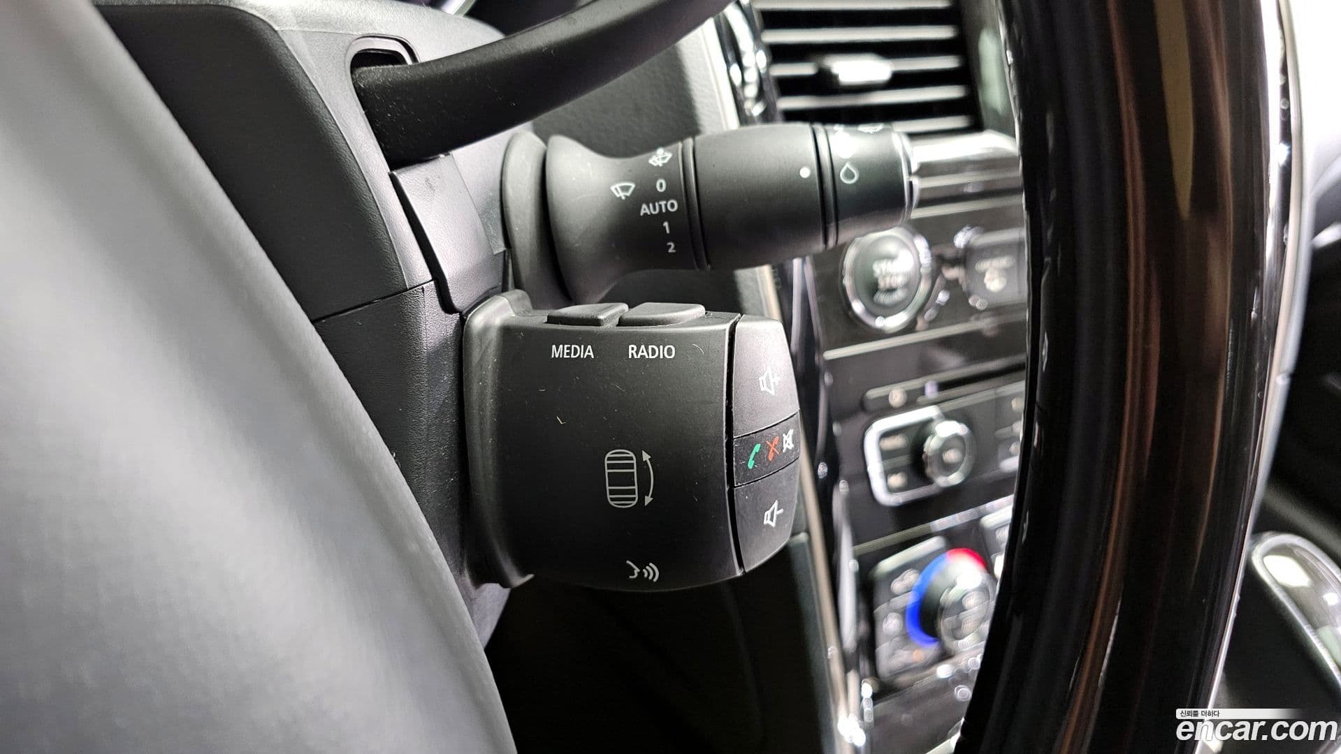 Main__Slider__Photo:SM7 Renault-KoreaSamsung 2013.10-13