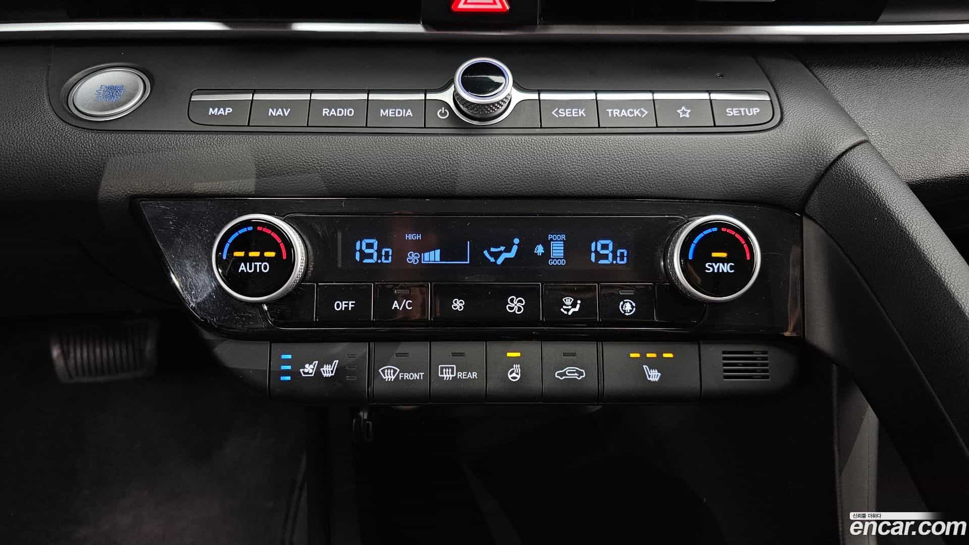 AVANTE Hyundai 2021.9-OPTION-020