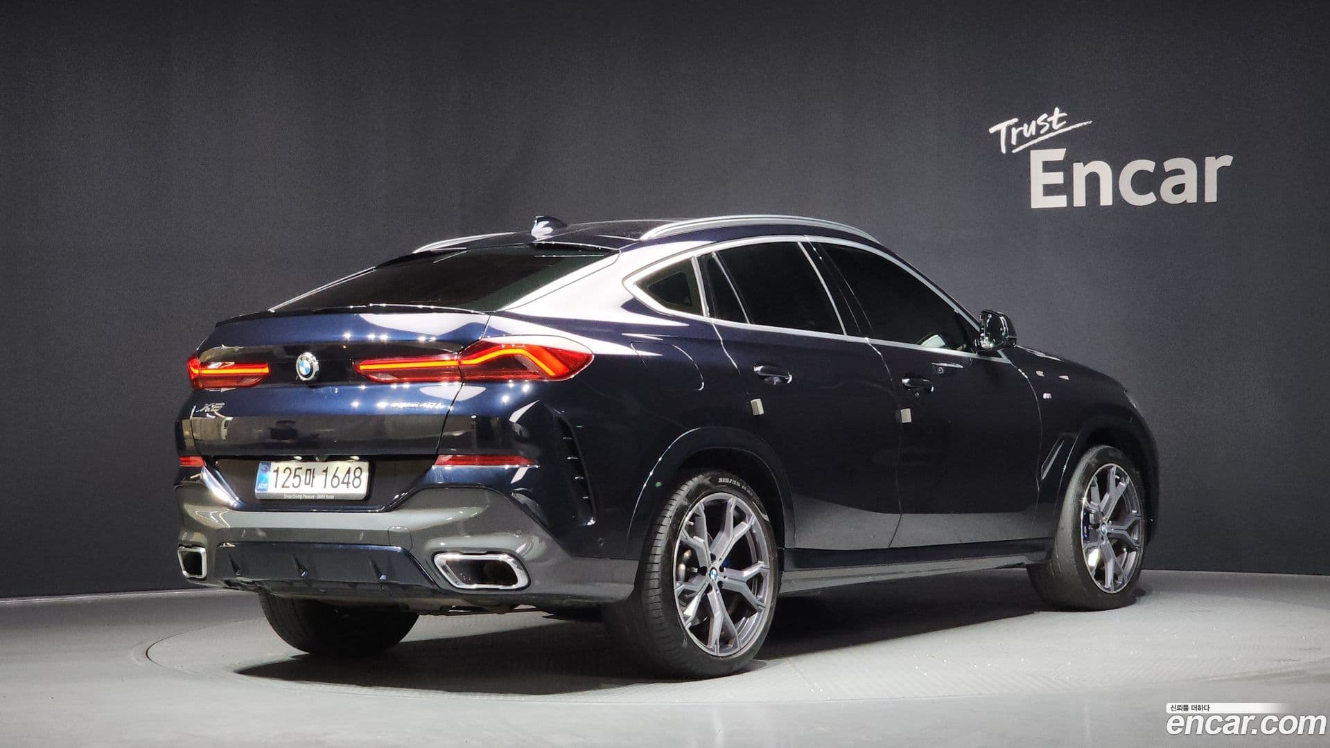 Main__Slider__Photo:X6 BMW 2021.0-1