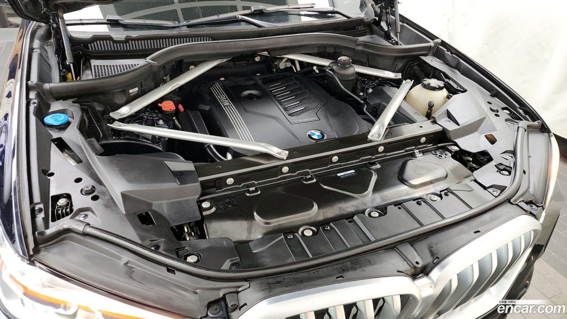 Main__Slider__Photo:X6 BMW 2021.0-5