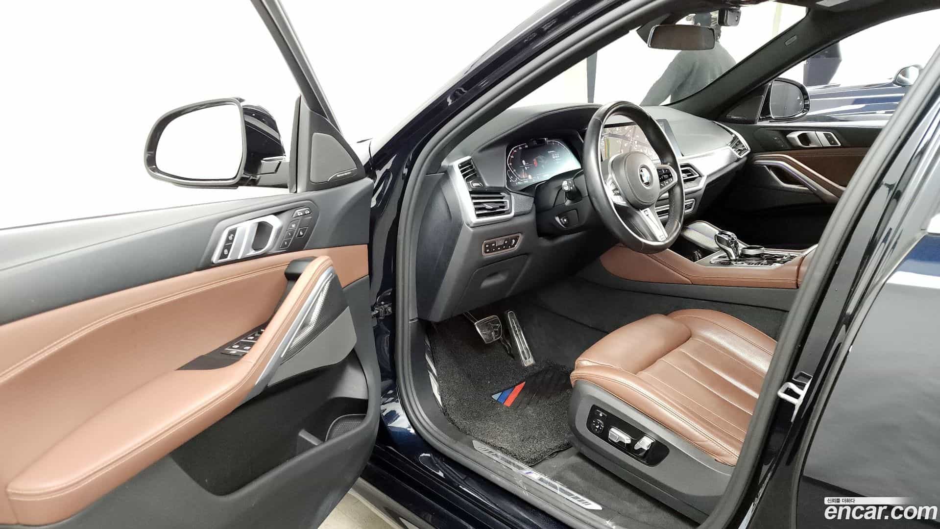 X6 BMW 2021.0-INNER-010