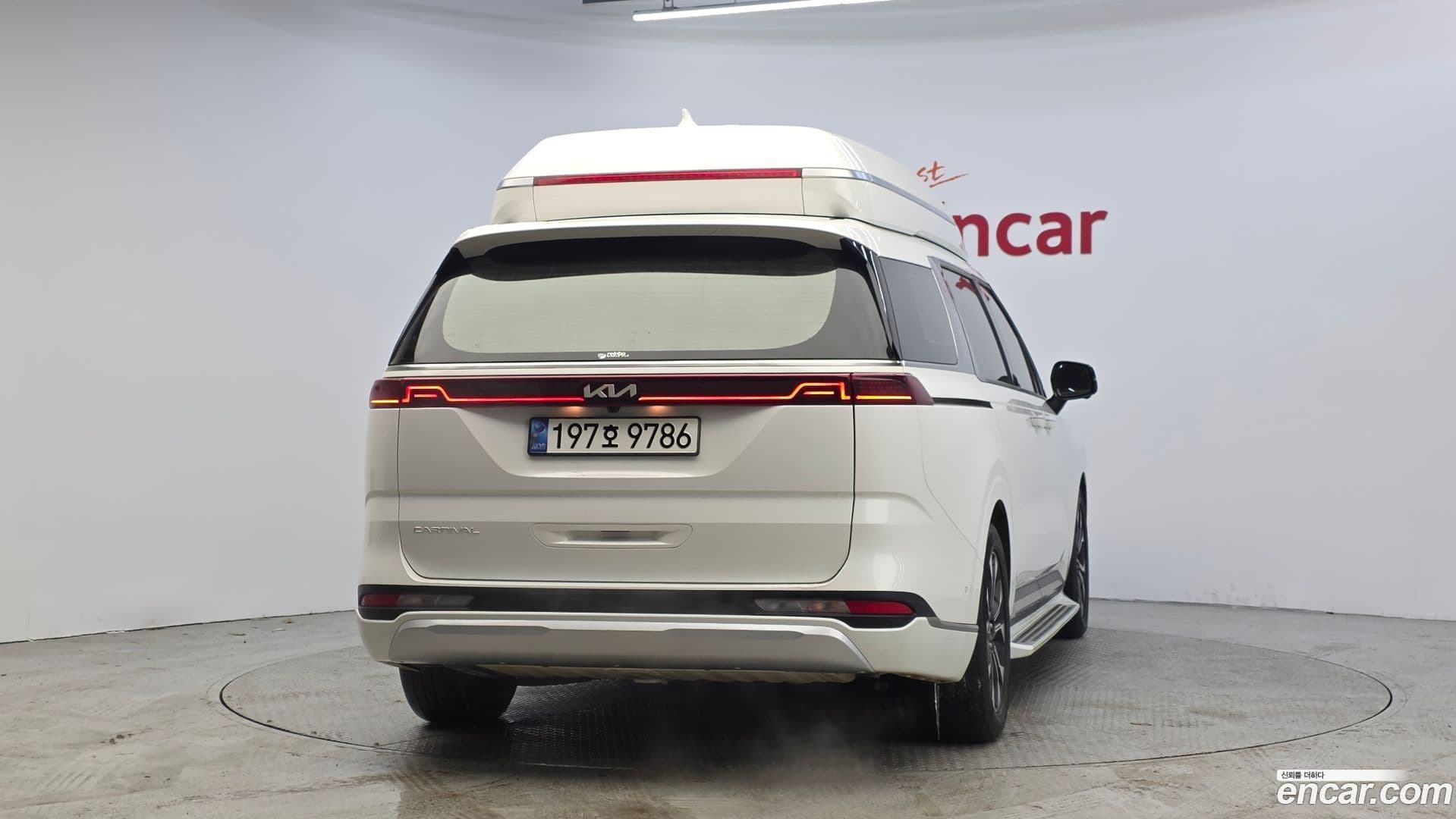 Main__Slider__Photo:Canival Kia 2022.3-3