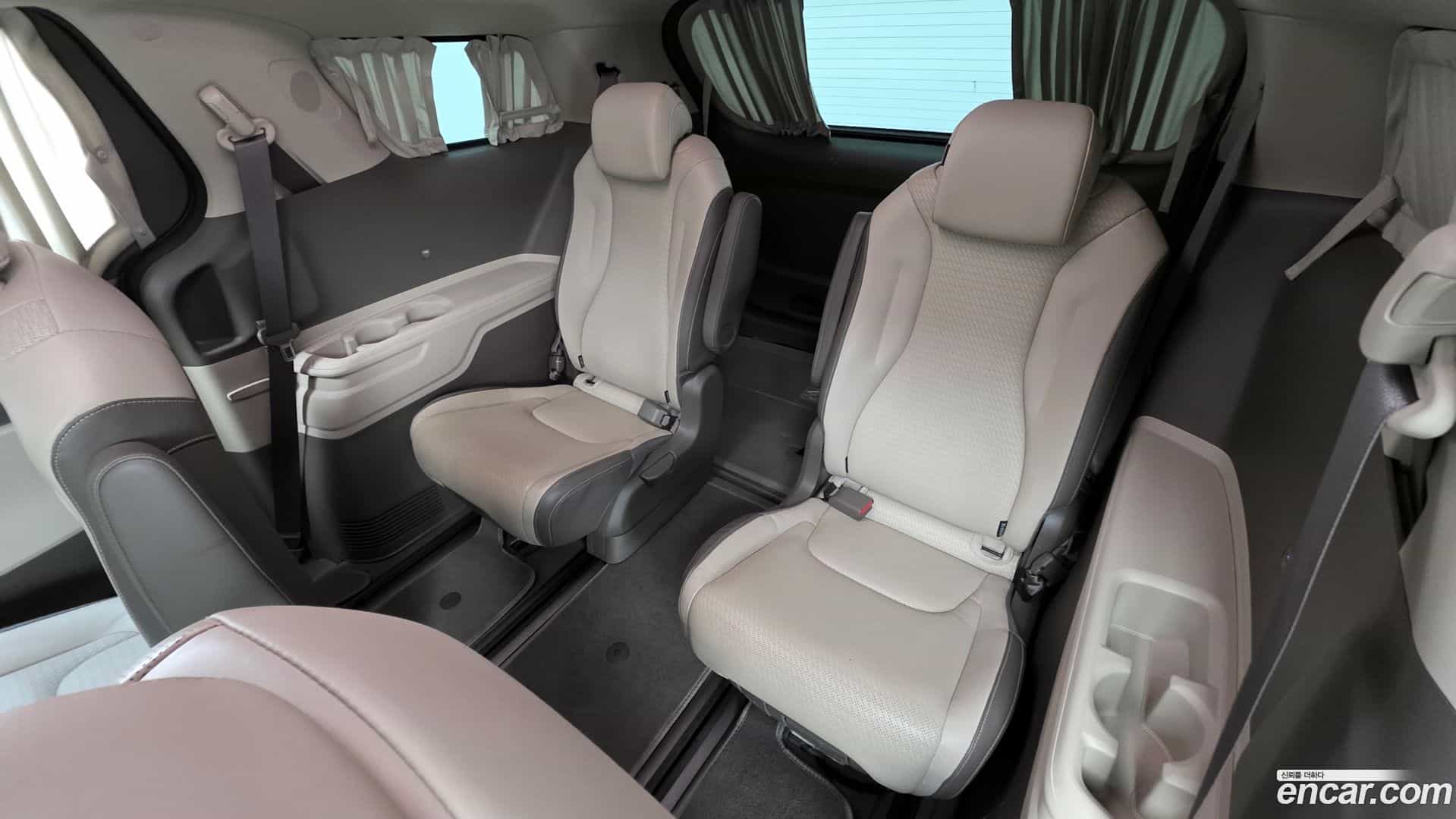 Canival Kia 2022.3-OPTION-016