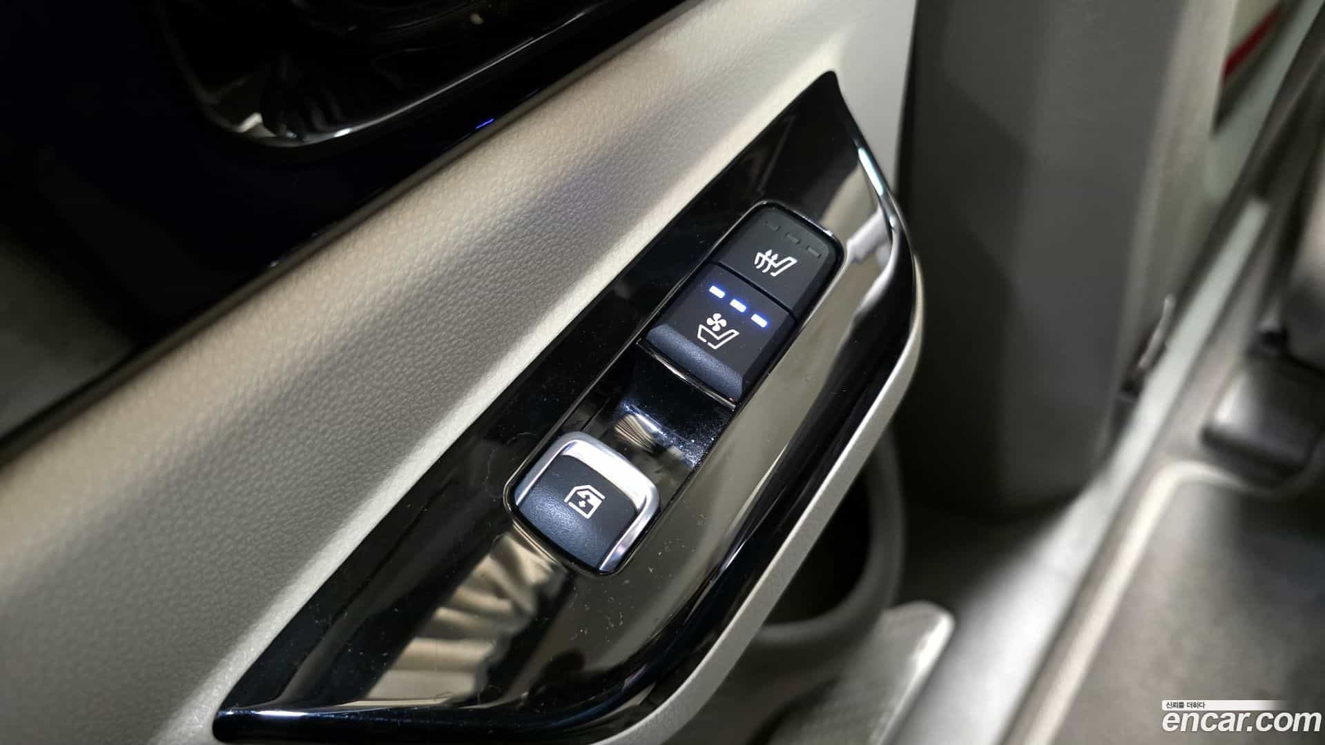 Canival Kia 2022.3-OPTION-021