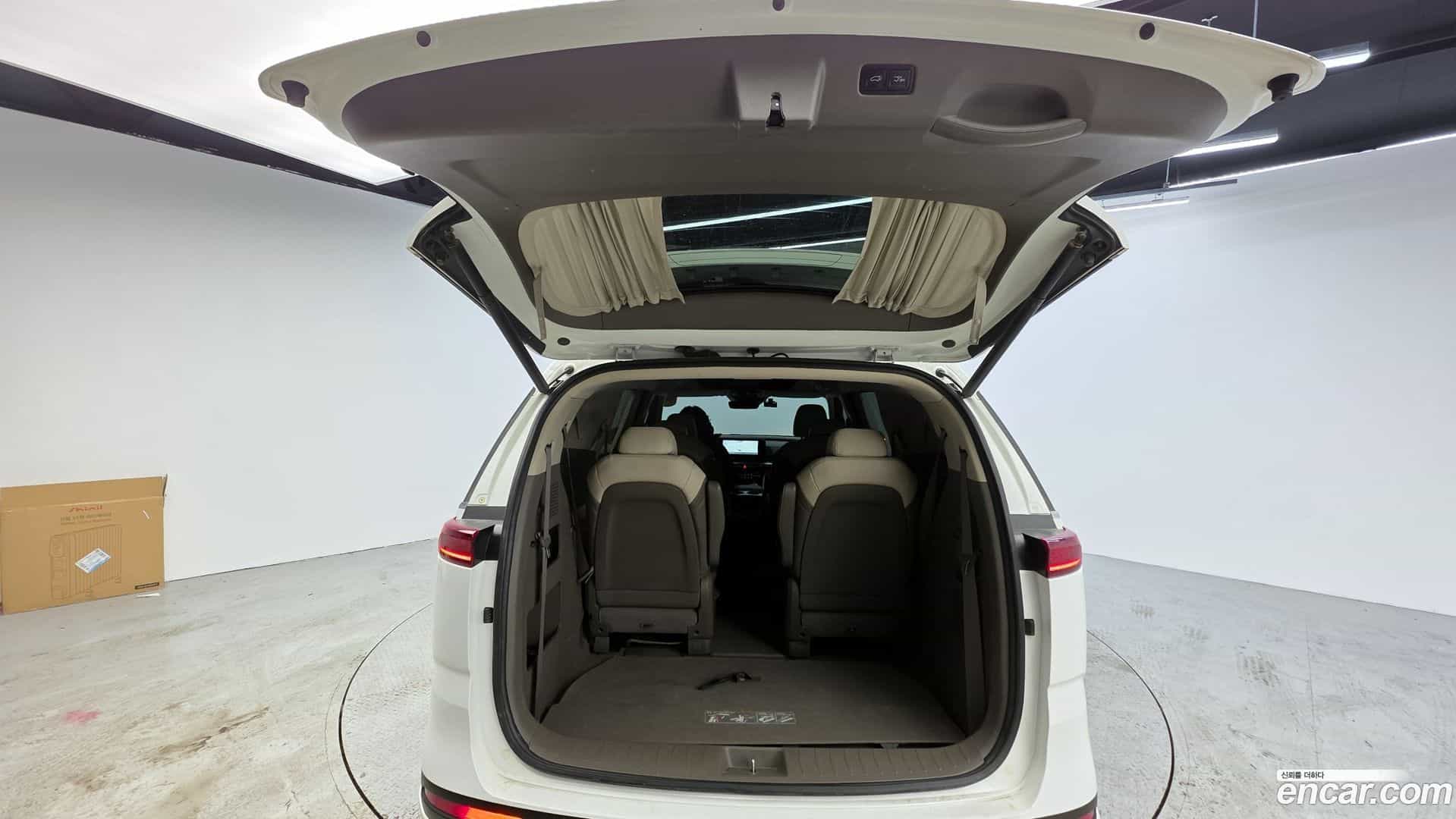 Canival Kia 2022.3-OPTION-023