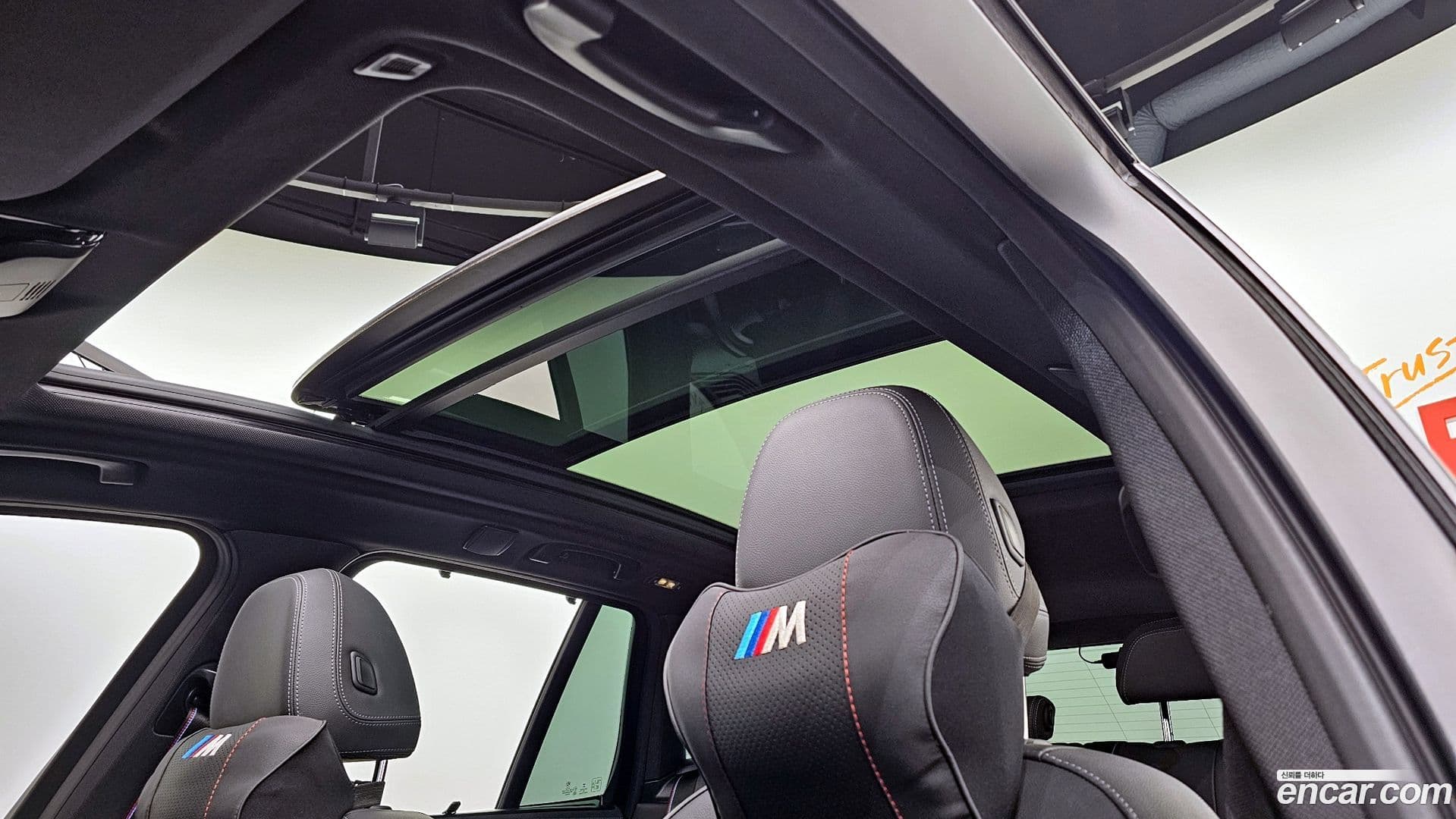 Main__Slider__Photo:X3 BMW 2022.3-18