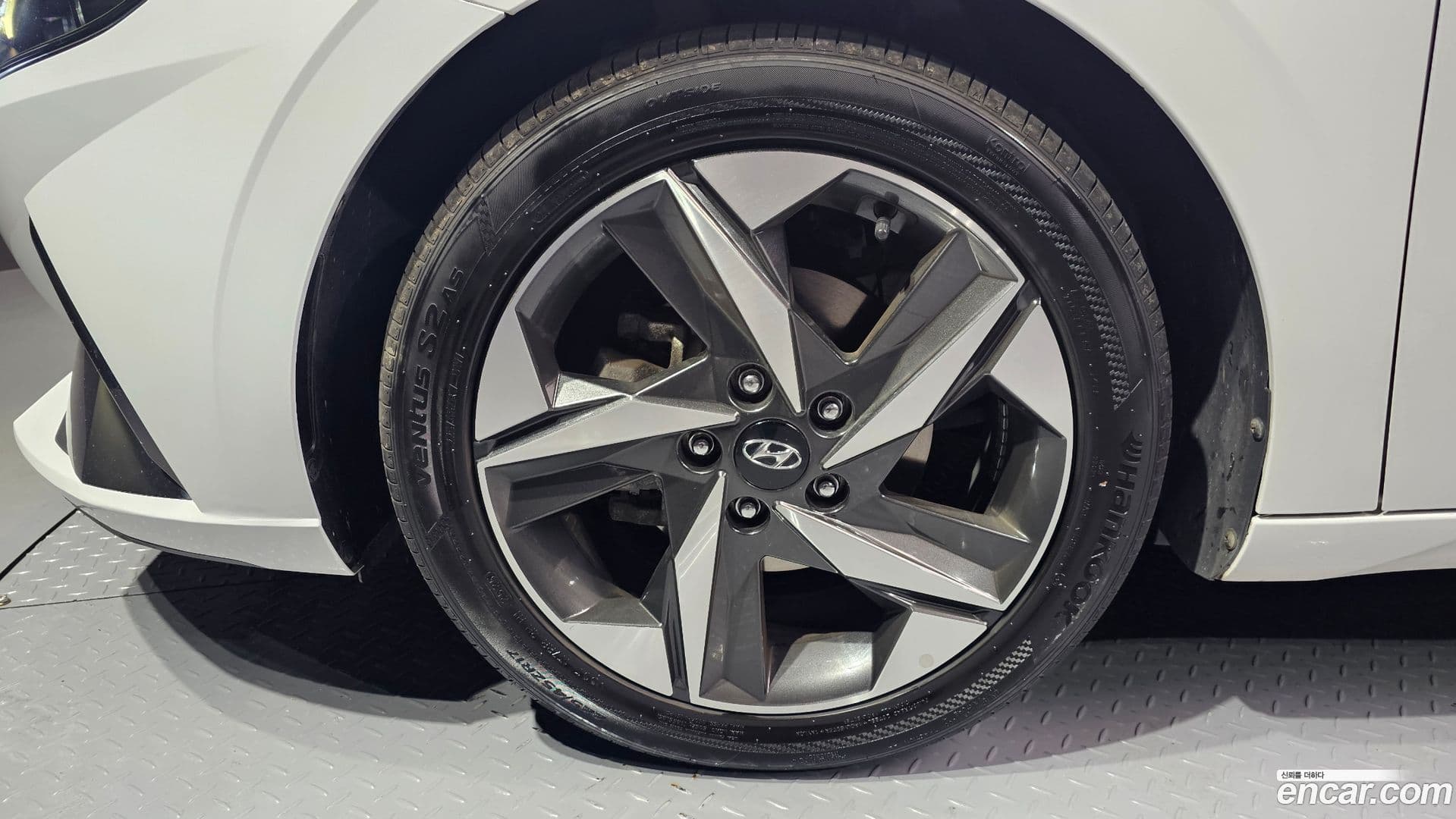 Main__Slider__Photo:AVANTE Hyundai 2021.5-4