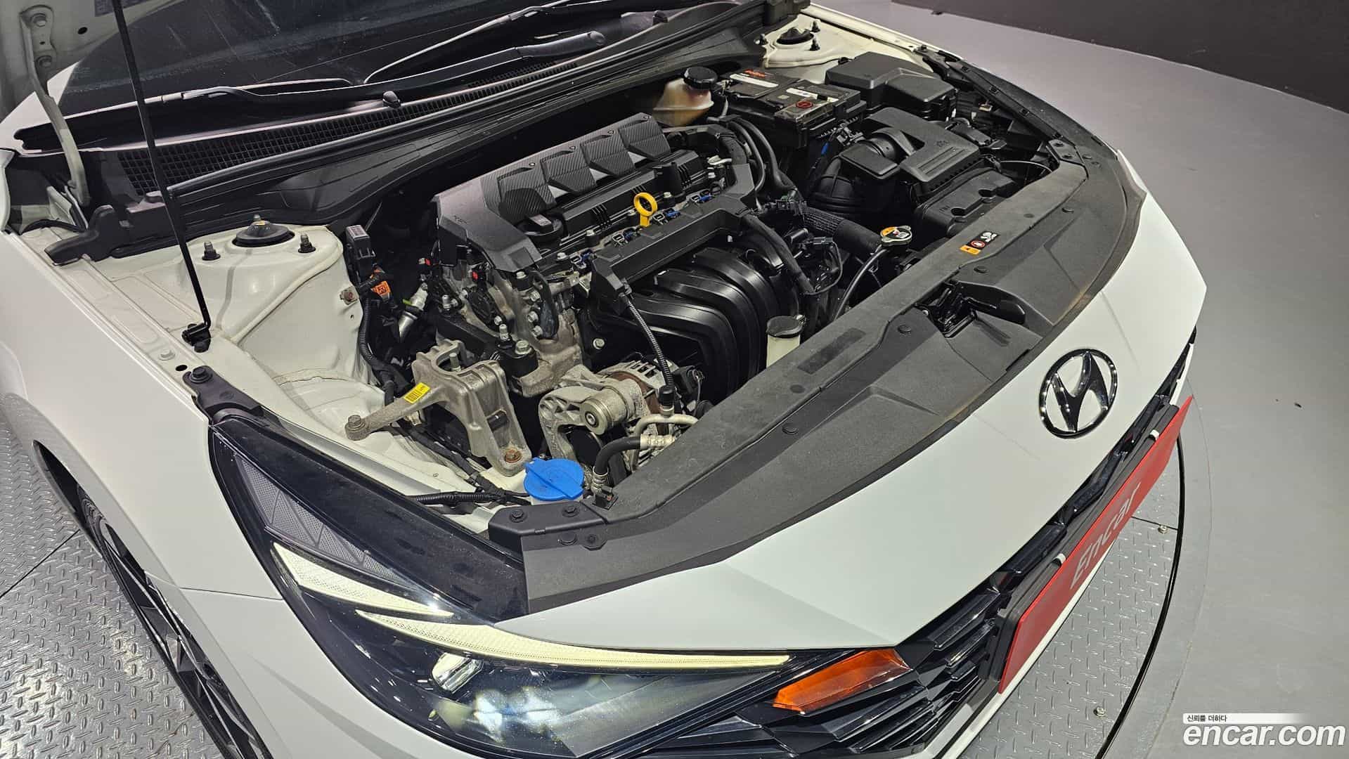 AVANTE Hyundai 2021.5-INNER-006