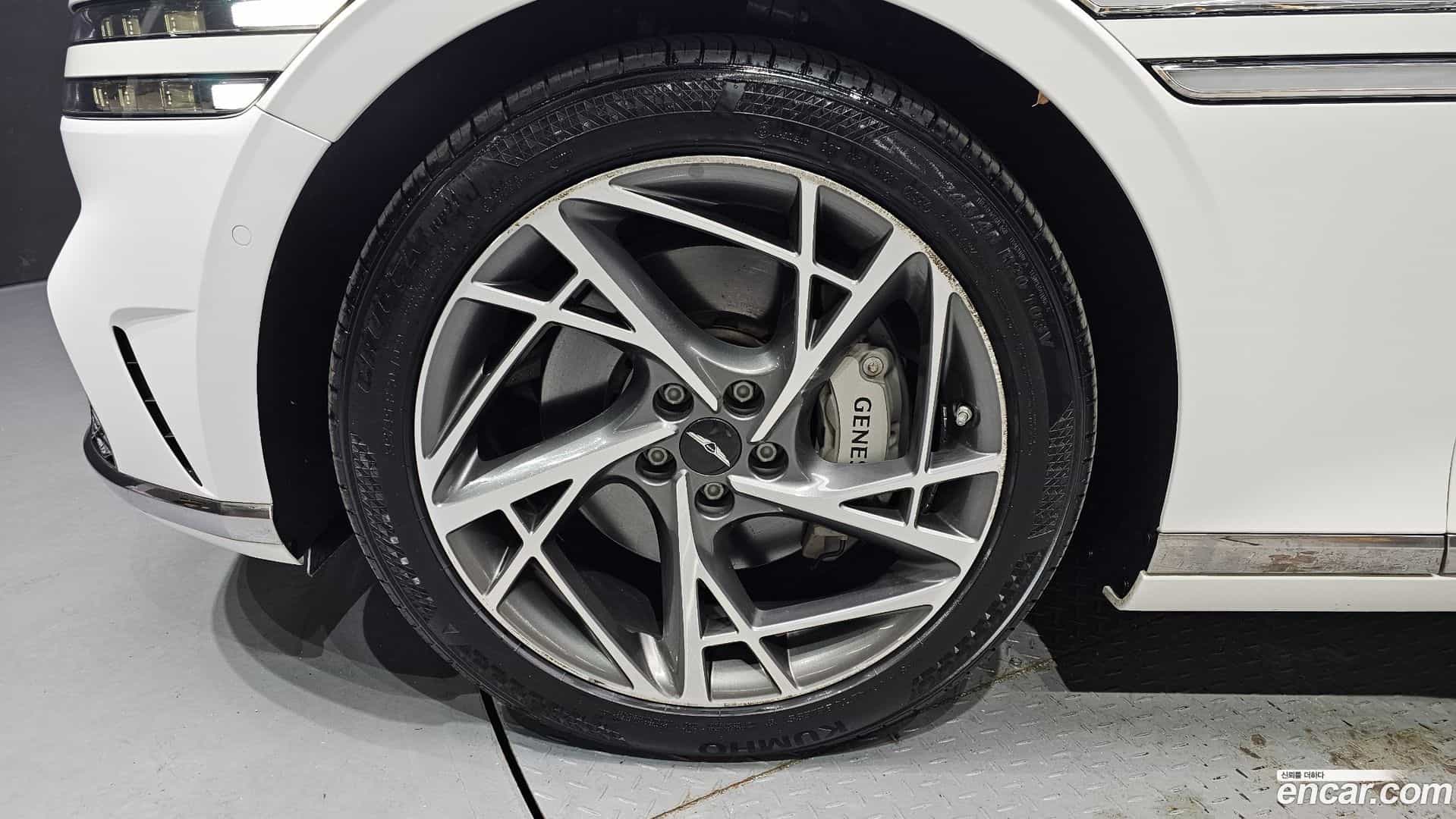 G90 Genesis 2022.7-OUTER-005