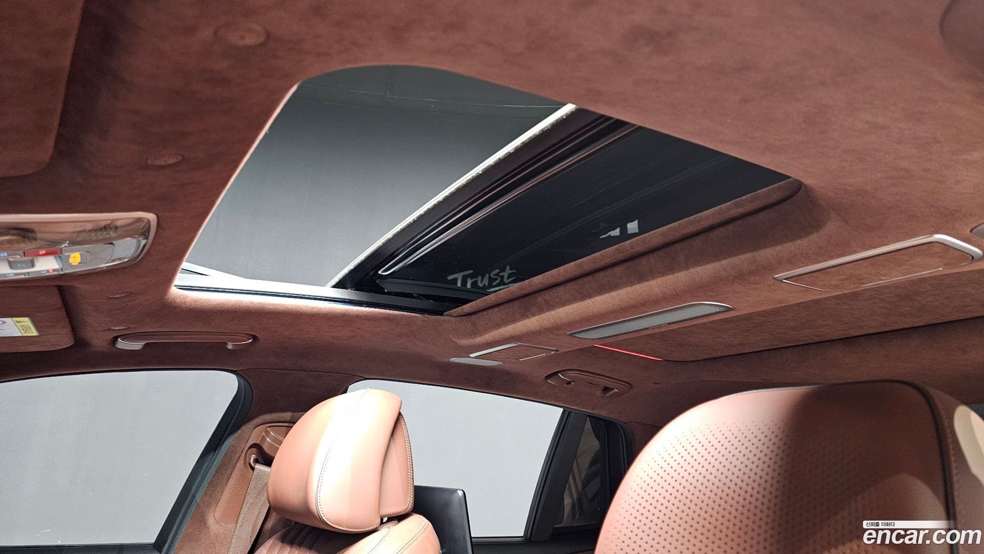 Main__Slider__Photo:G90 Genesis 2022.7-18