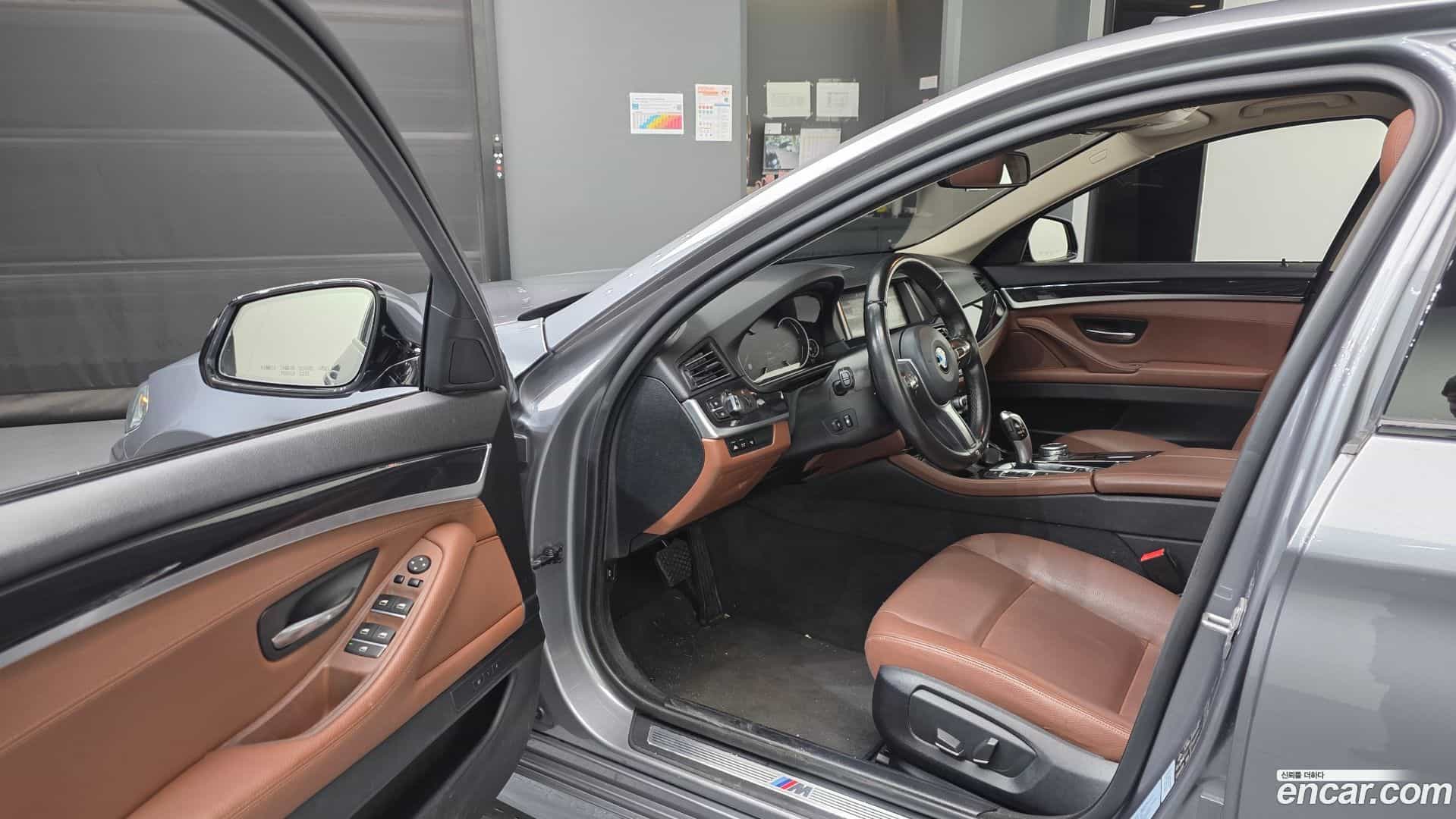 5-Series BMW 2016.9-INNER-010