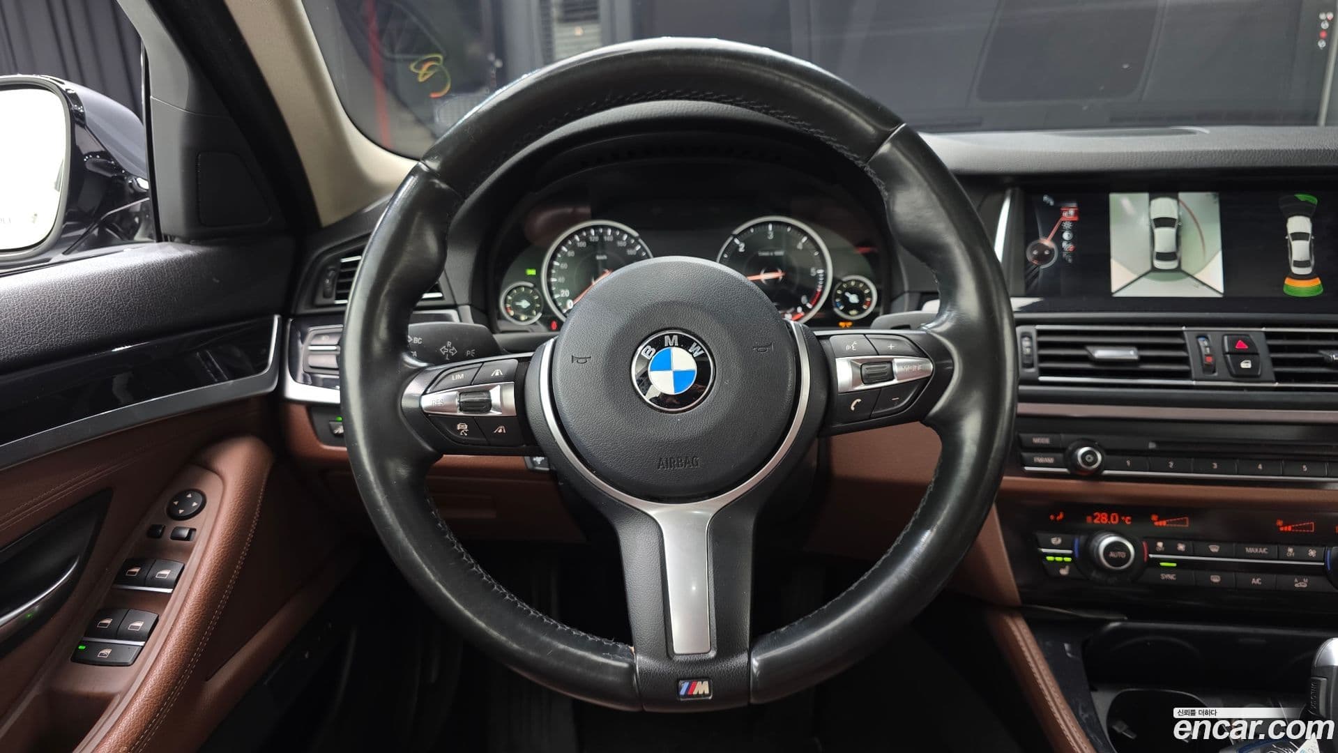 Main__Slider__Photo:5-Series BMW 2016.9-12