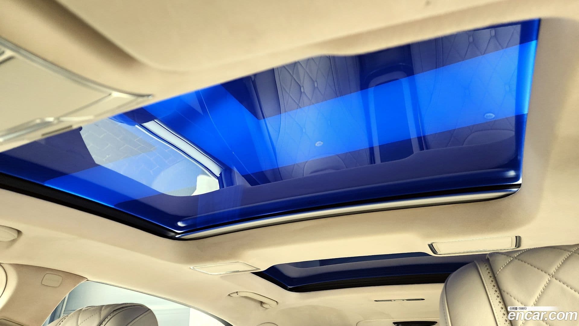 Main__Slider__Photo:S-Class Mercedes-Benz 2015.11-17