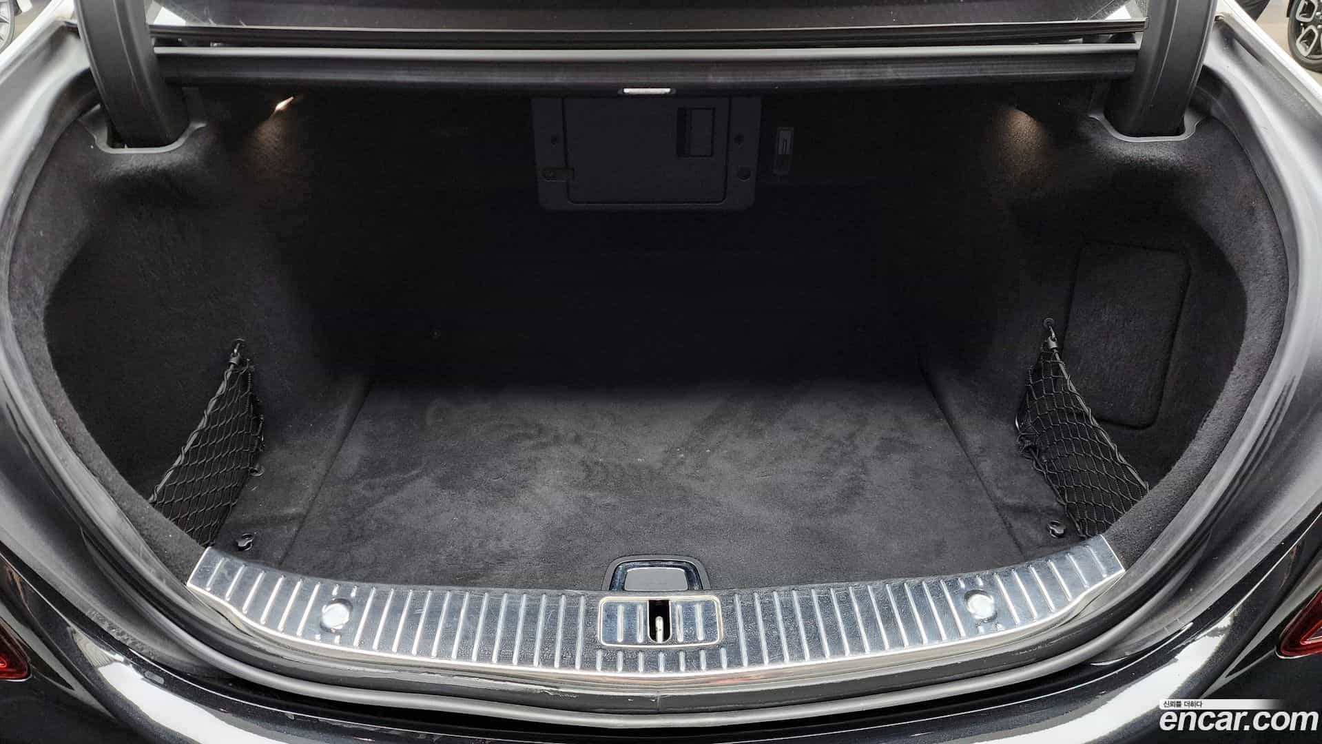 S-Class Mercedes-Benz 2015.11-OPTION-024