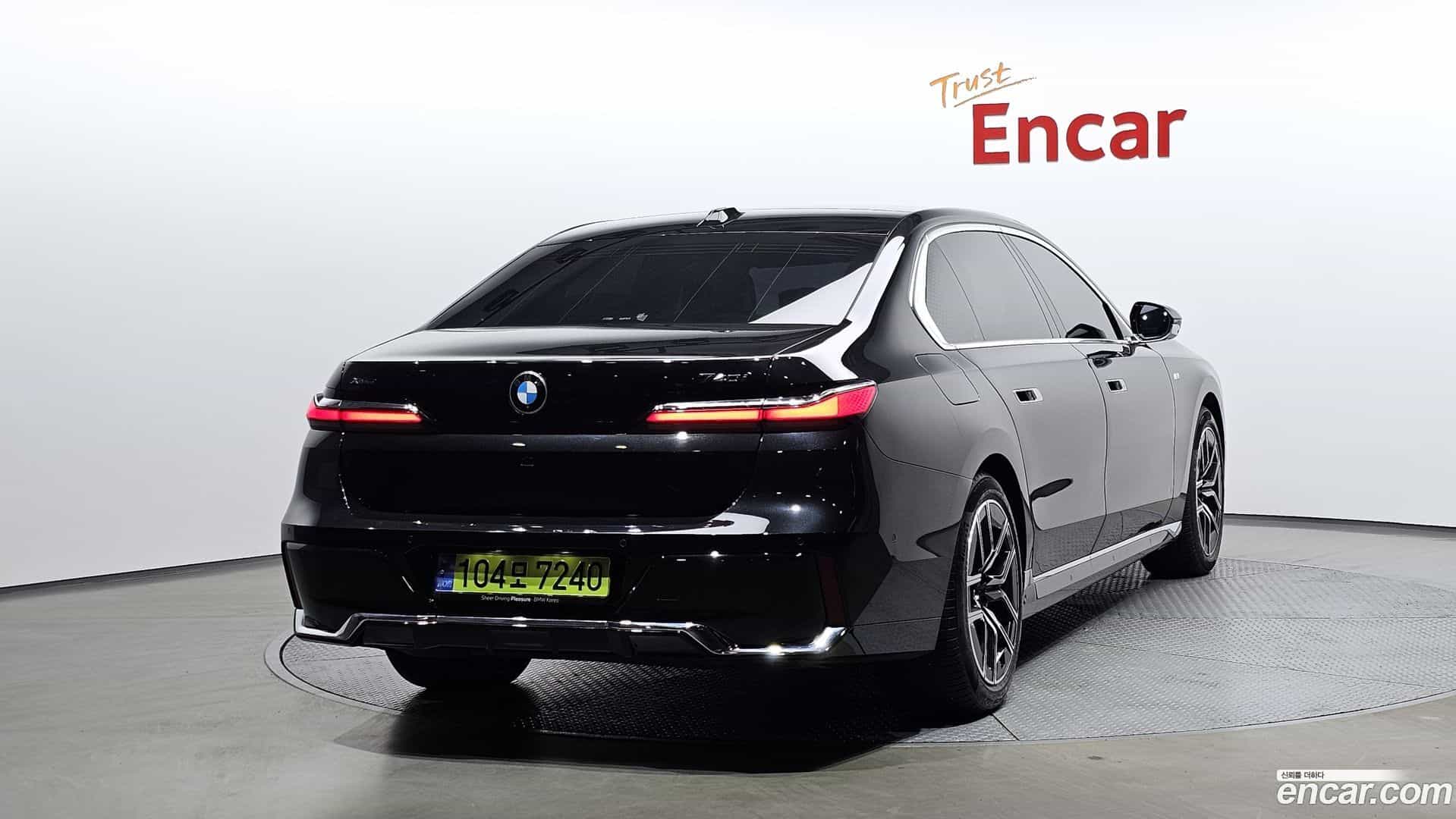 7-Series BMW 2024.6-OUTER-002