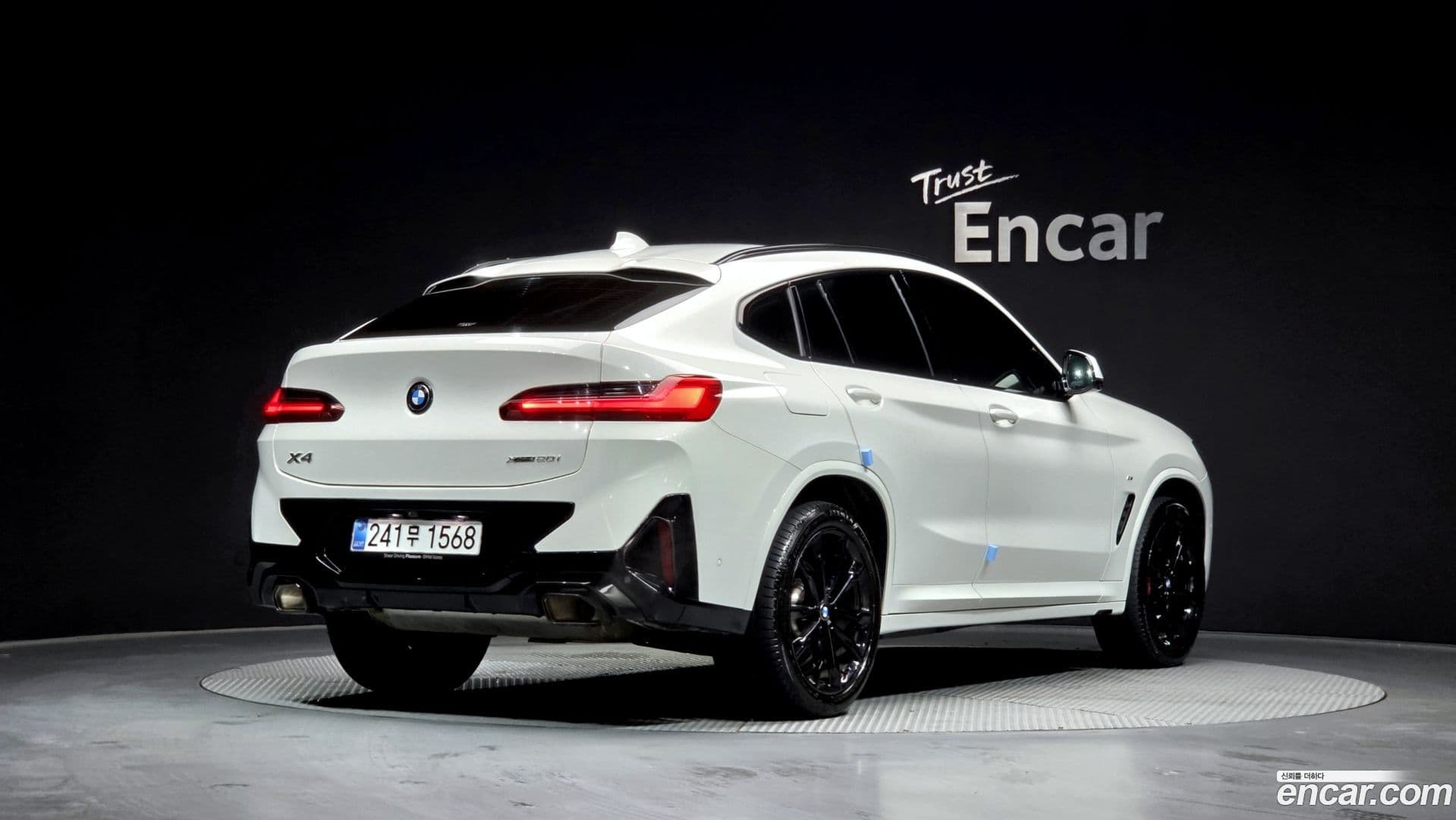 Main__Slider__Photo:X4 BMW 2025.4-1