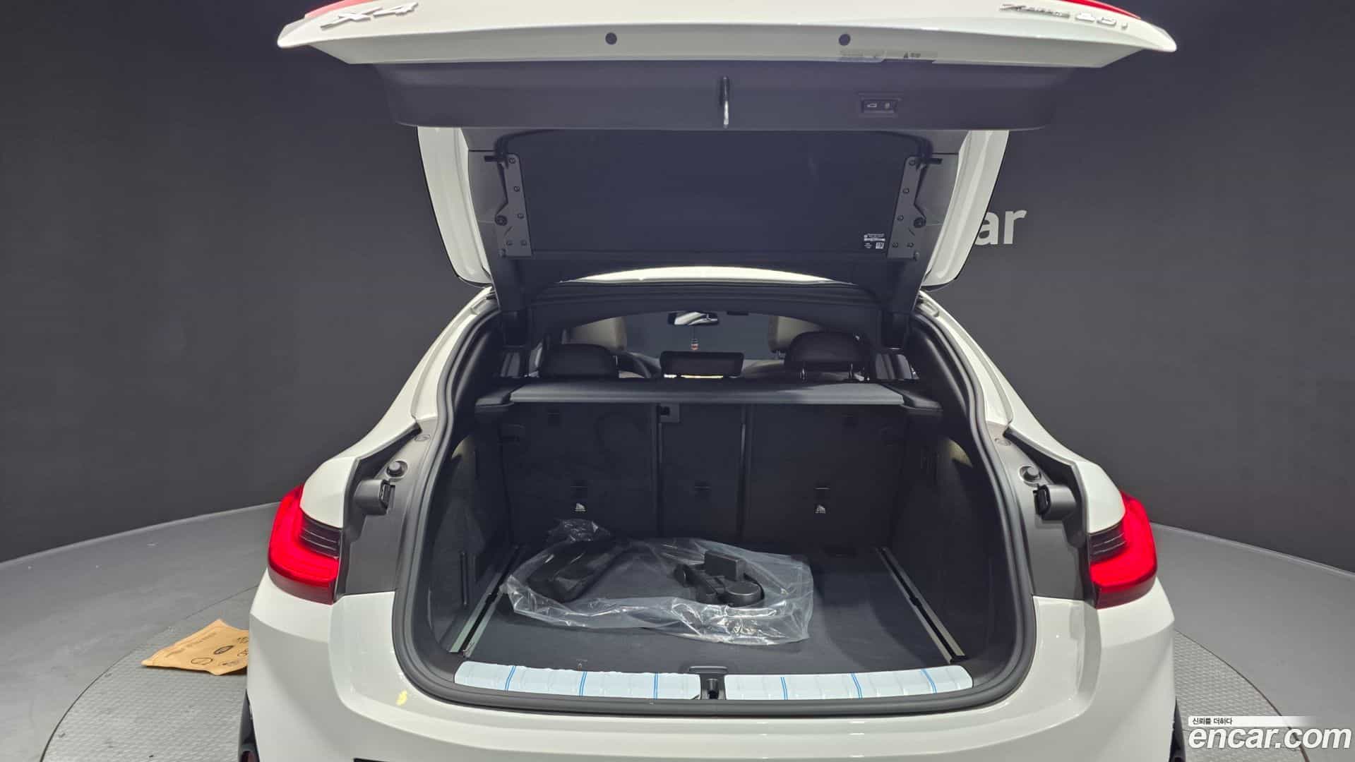 X4 BMW 2025.4-OPTION-024