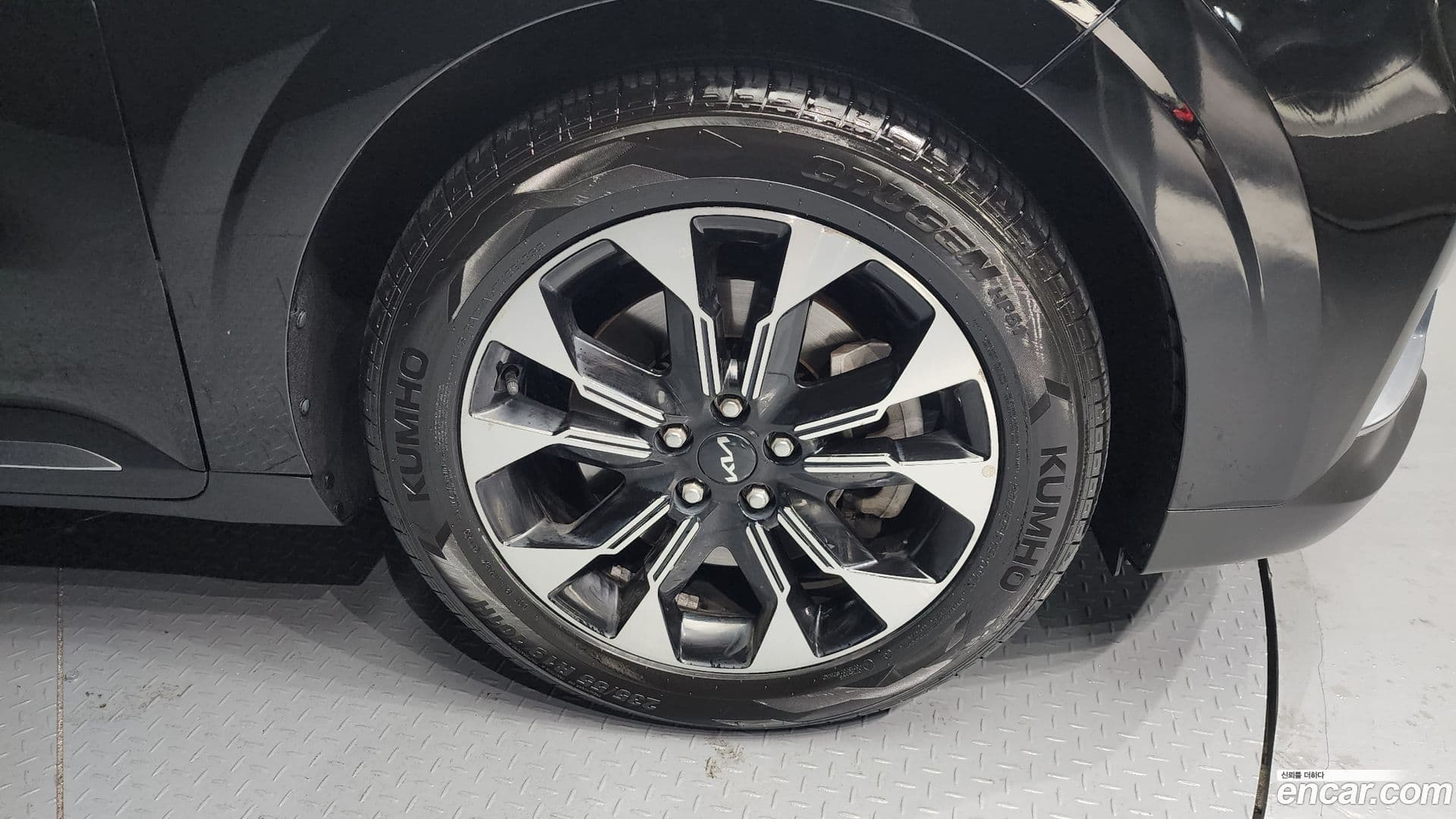 Main__Slider__Photo:Canival Kia 2021.1-4