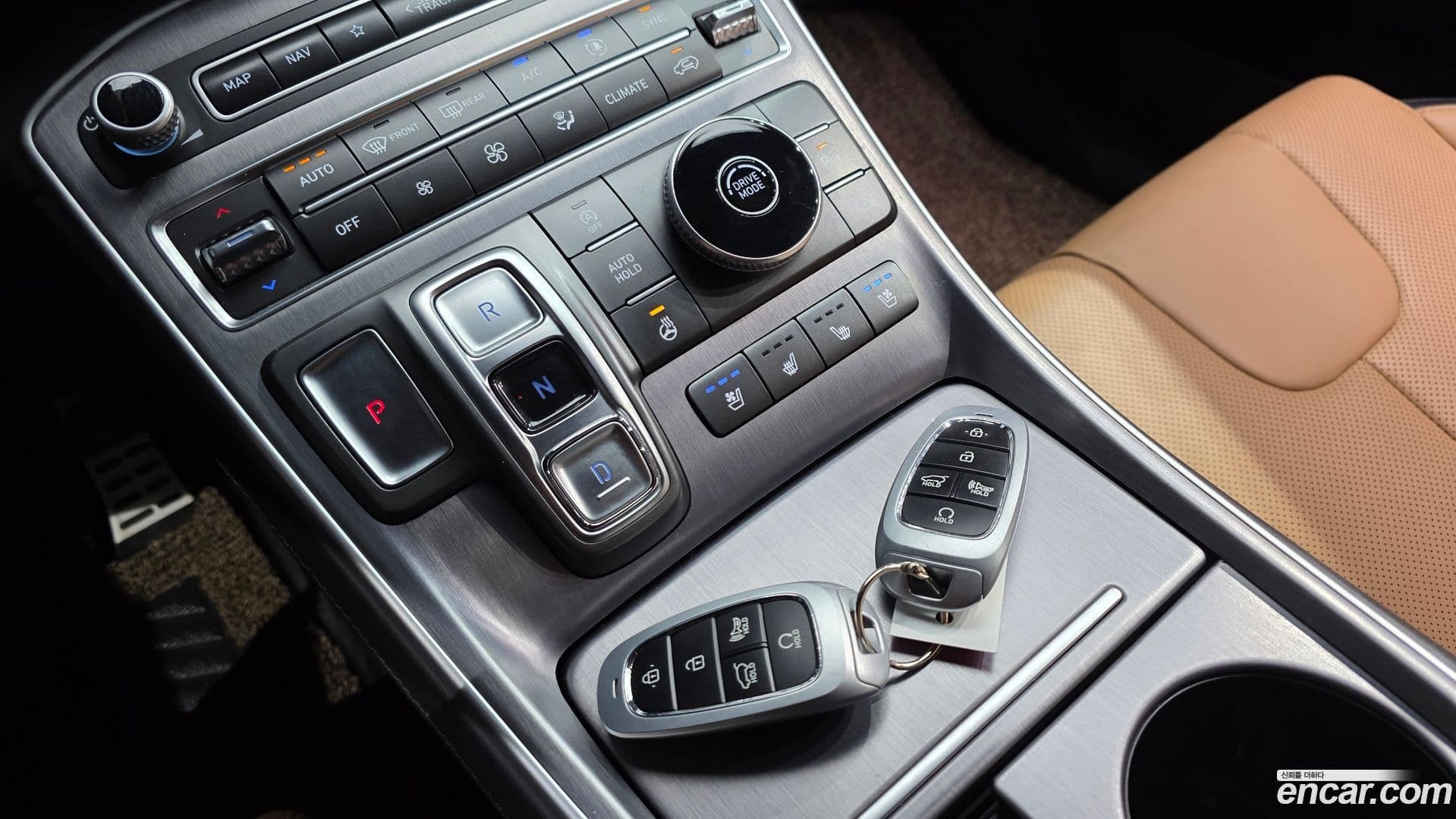 Main__Slider__Photo:Santafe Hyundai 2023.0-8