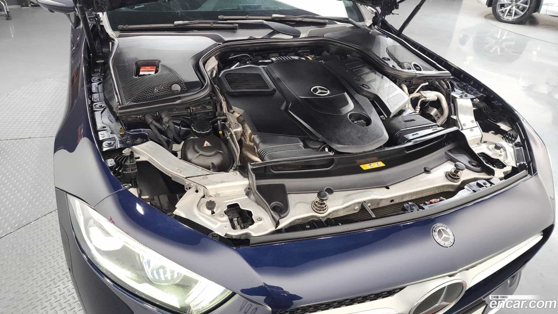 CLS-Class Mercedes-Benz 2018.11-INNER-006